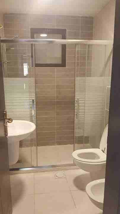 Apartment in Abdoun Al Shamali - first floor - behind the Dutch Embassy - 2 bedrooms
لا تنسَ أنك شاهدت هذا الإعلان في عنكبوت...