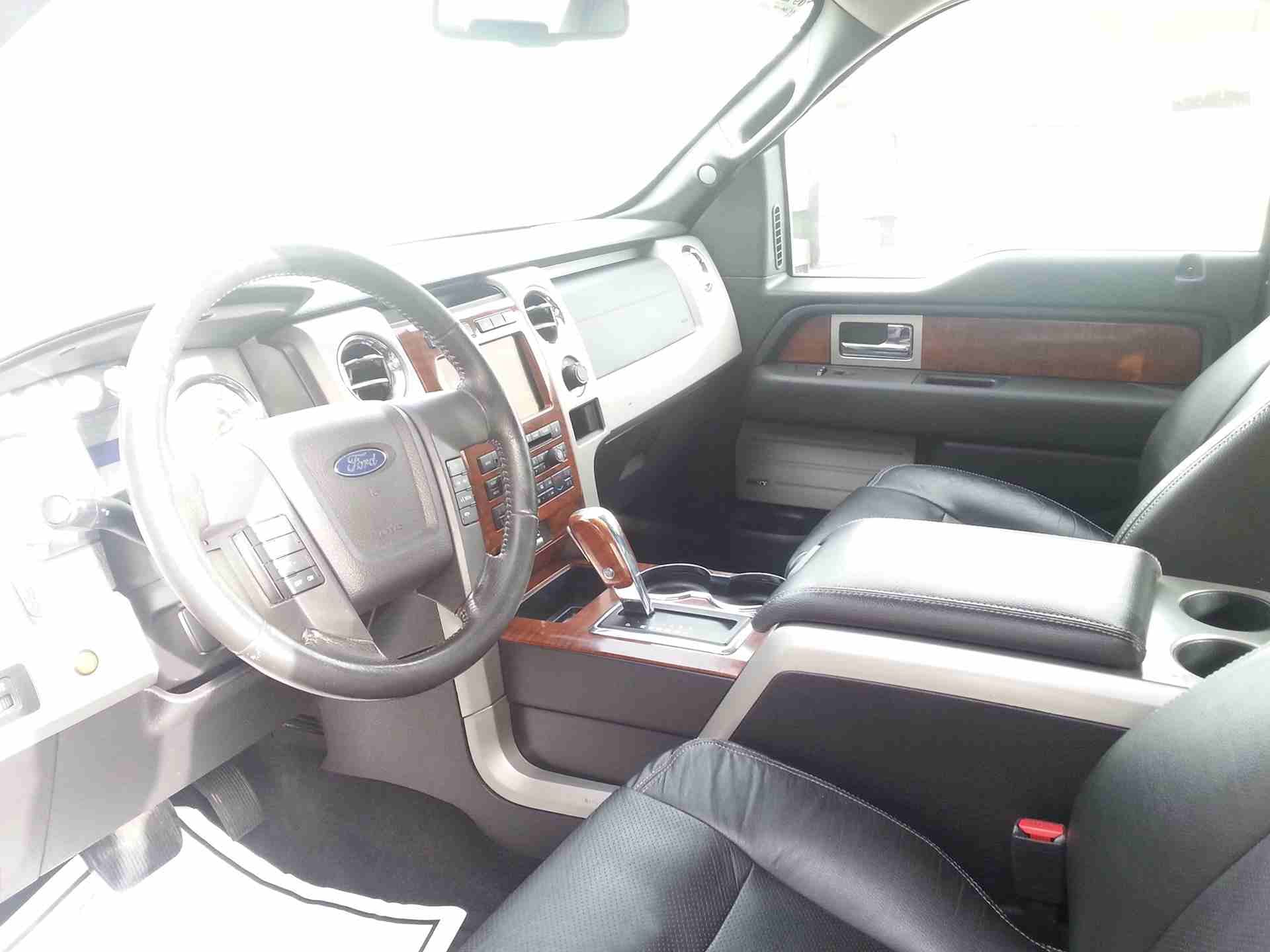 Ford 2009 F-150 Lariate 4x4
لا تنسَ أنك شاهدت هذا الإعلان في عنكبوت
Full option
Double cabin 4 d...