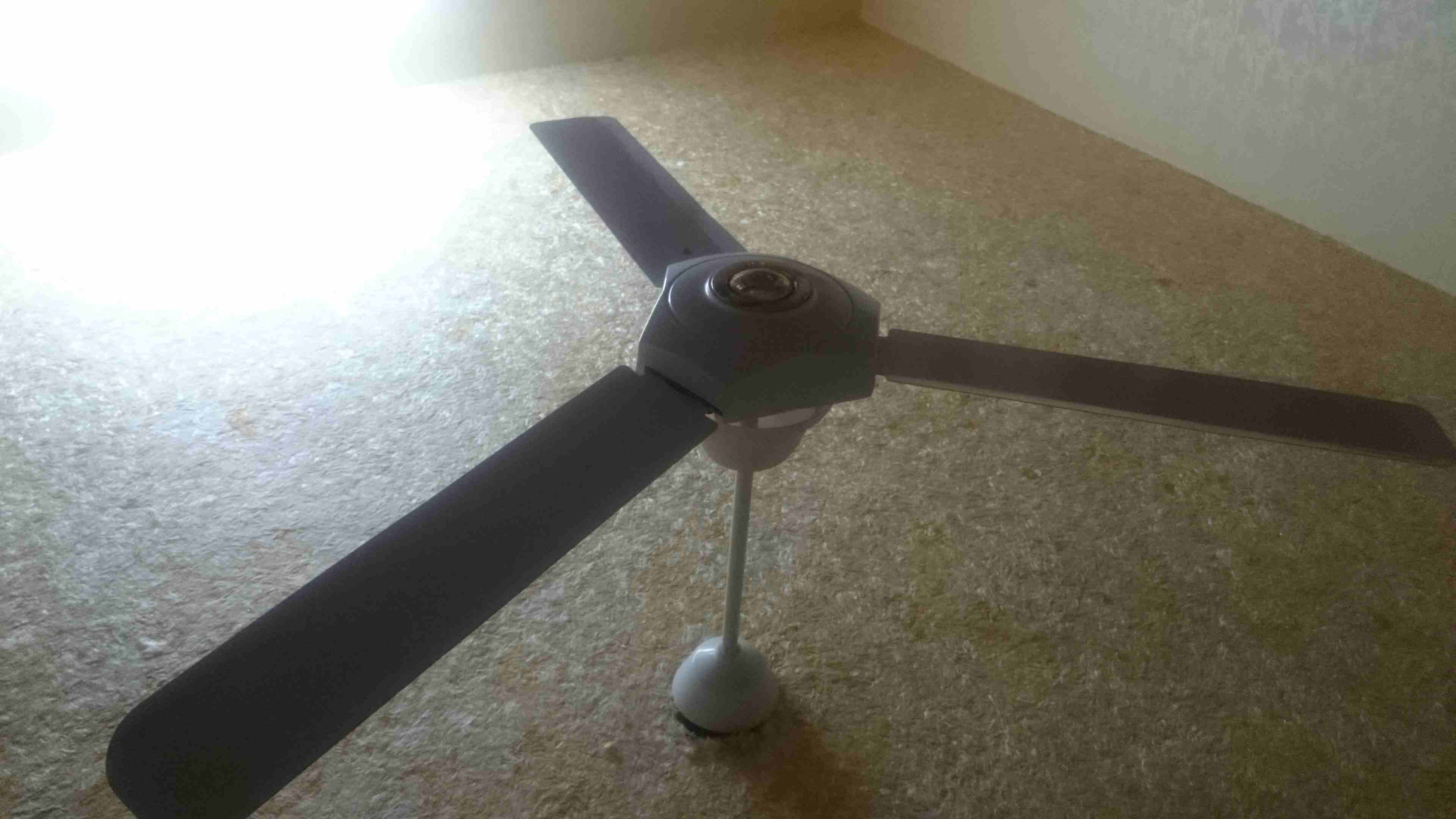 طقم كورنر ومرحة سقف وكمبيوتر بنتم 4
لا تنسَ أنك شاهدت هذا الإعلان في عنكبوت
طقم كورنر ومرحة سقف و...