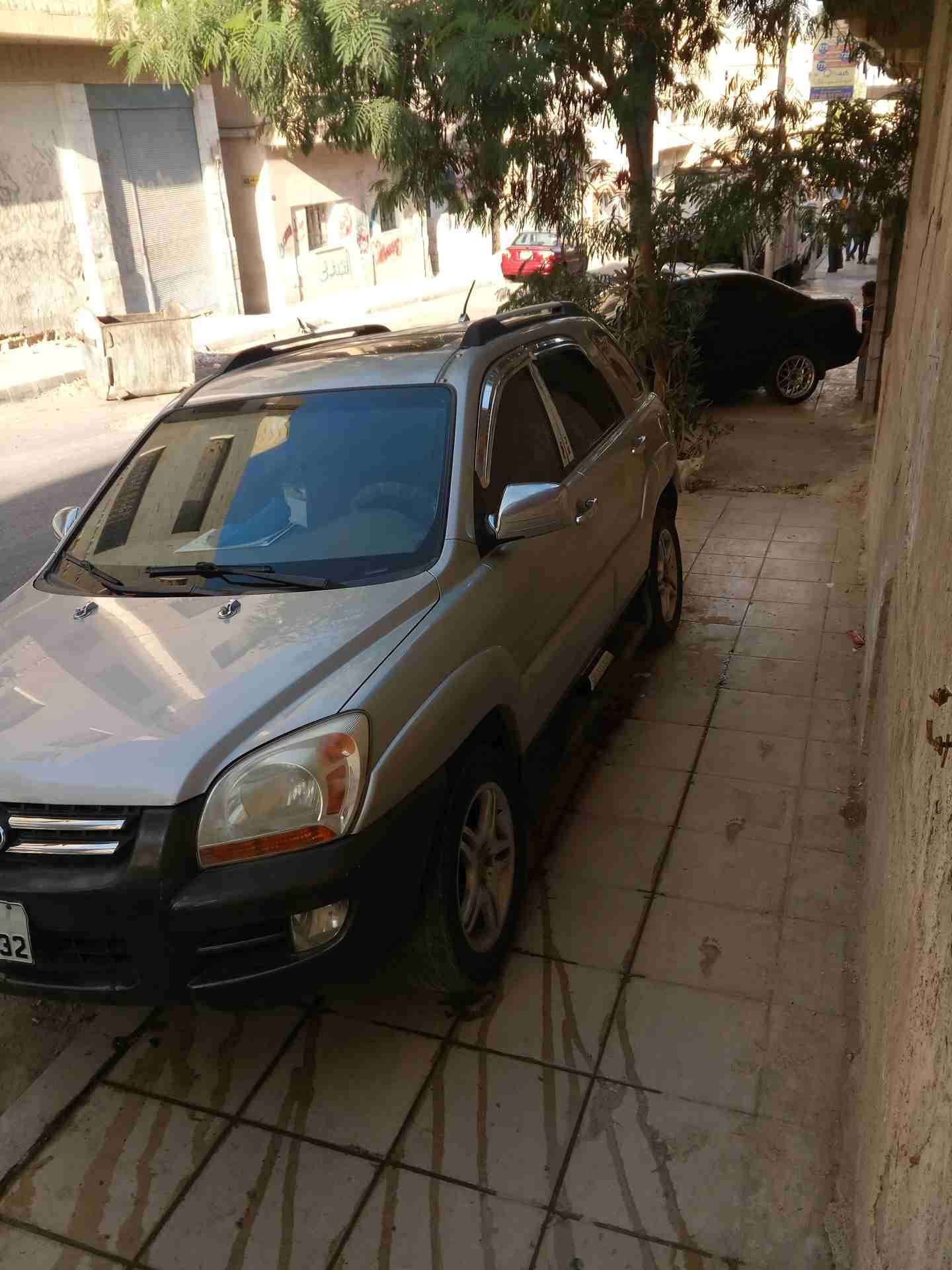 كيا سبورتاج جيب 2005
لا تنسَ أنك شاهدت هذا الإعلان في عنكبوت
فتحه ،دفع رباعي، فرش...