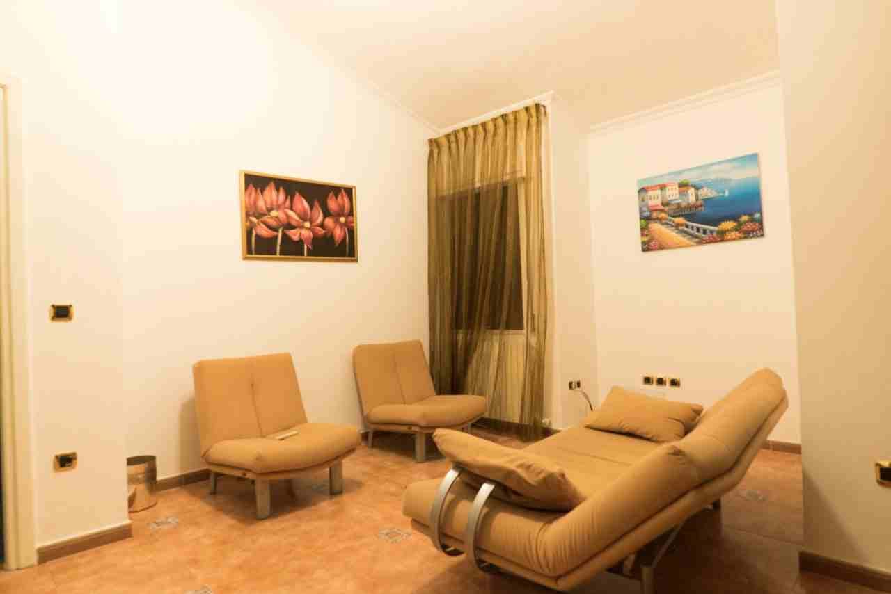 Luxury furnished villa for rent * daily, weekly and monthly * in Abdoun
لا تنسَ أنك شاهدت هذا الإعلان في عنكبوت...