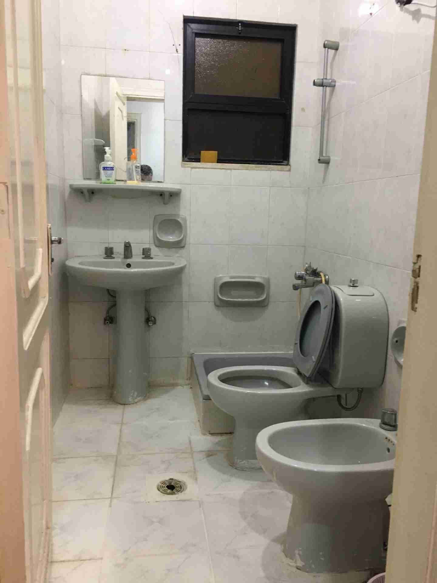 apartment for rent in Amman city Al Gardens
لا تنسَ أنك شاهدت هذا الإعلان في عنكبوت
شقة مفروش...