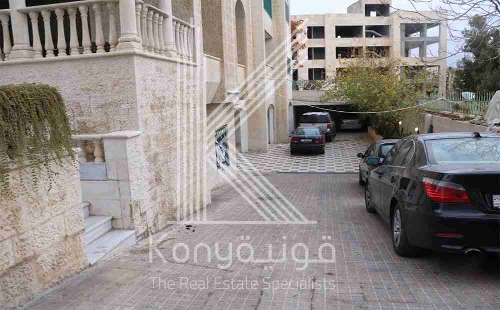 عمارة تجارية للبيع في منطقة الدوار الثالث
لا تنسَ أنك شاهدت هذا الإعلان في عنكبوت
عمارة سكنية في...