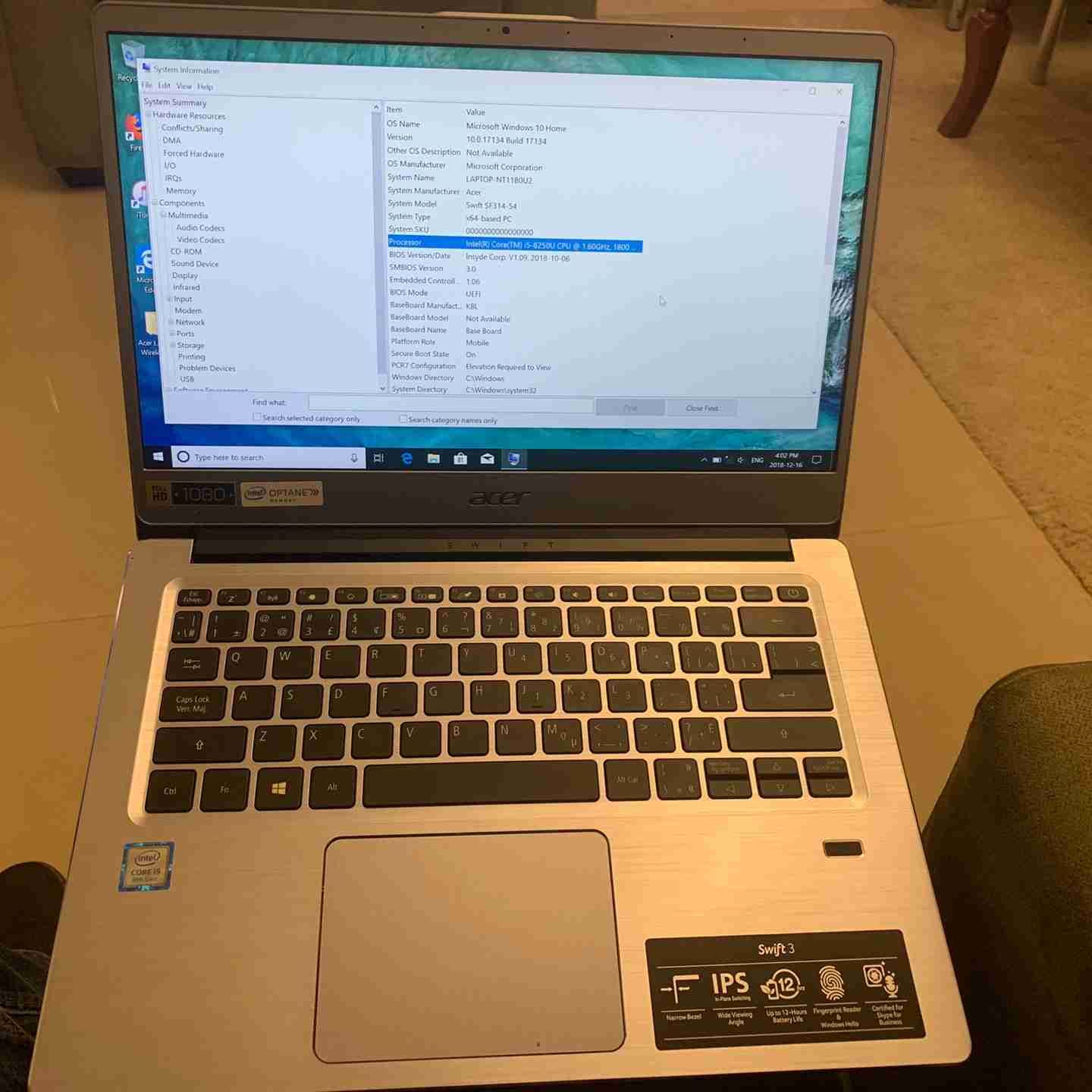 Acer Swift 3 Sf314-54-552V Core i5 quad core 8th Generation CPU MFG Date ( 20/8/2018)
لا تنسَ أنك شاهدت هذا الإعلان في عنكبوت...
