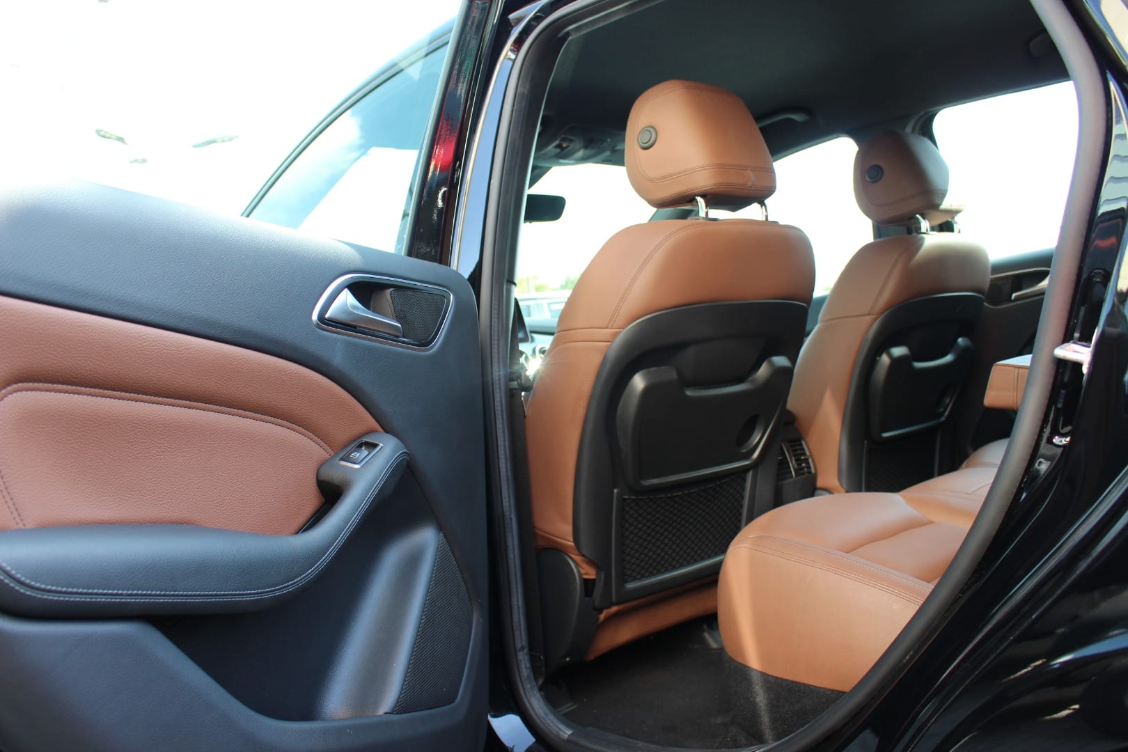 مرسيدس B250 كهرباء كامل 2015
لا تنسَ أنك شاهدت هذا الإعلان في عنكبوت
مرسيدس B250 كهرباء كامل...