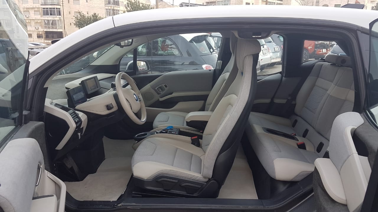 2014 BMW i3 REXT MEGA وارد وكالة لون فيراني
لا تنسَ أنك شاهدت هذا الإعلان في عنكبوت
بي ام دبل...