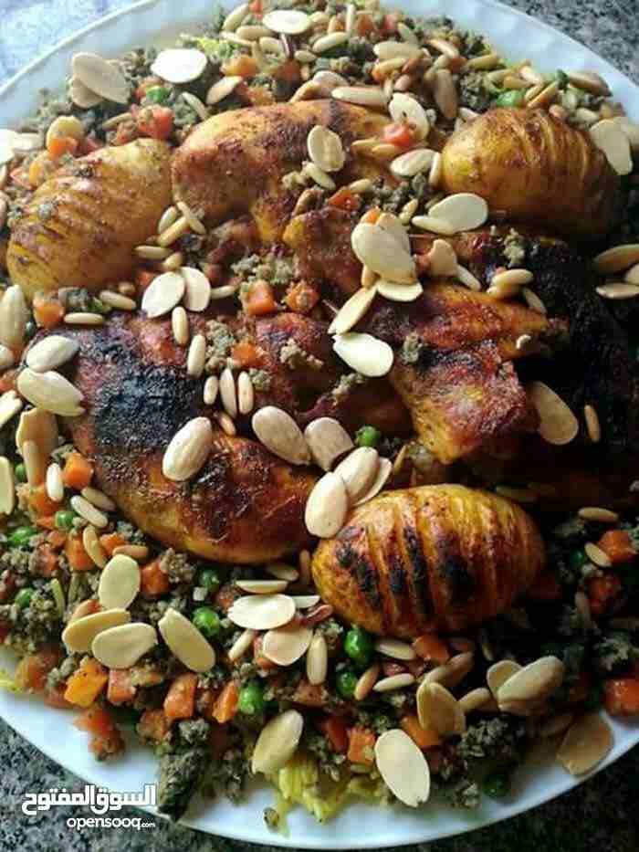 الشيف ام نور التواص والمناسبات خبره 20 سنه اكلات اردنيه سوريه طبخات اردنيه شاميه
لا تنسَ أنك شاهدت هذا الإعلان في عنكبوت...