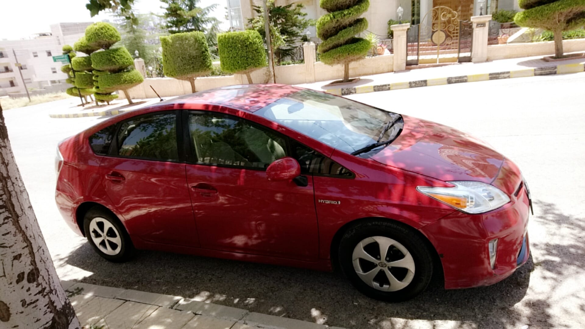 تويوتا بريوس لون خمري
لا تنسَ أنك شاهدت هذا الإعلان في عنكبوت
تويوتا بريوس للايجار الشهري فقط...