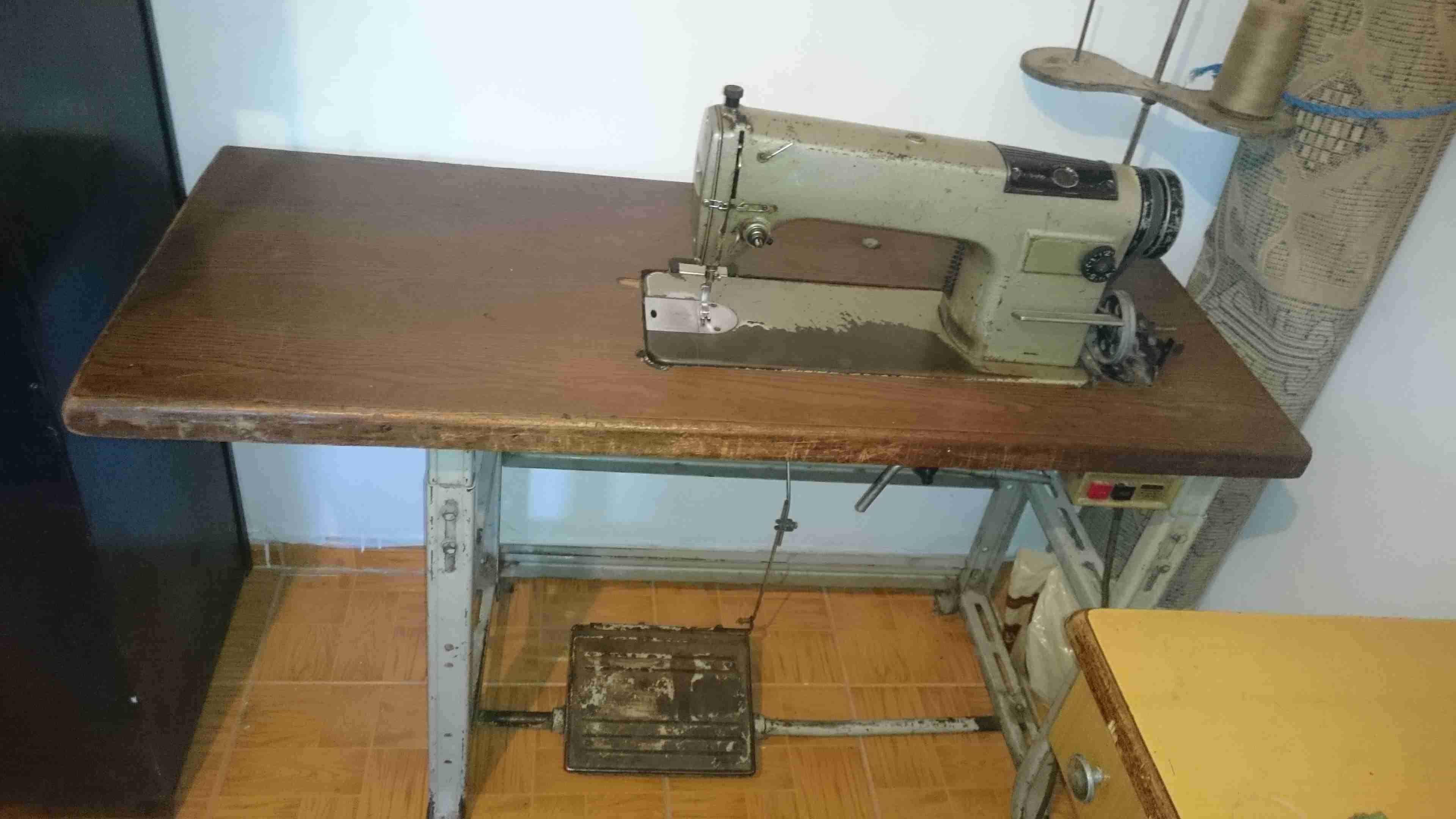 ماكنة خياطة Consew
لا تنسَ أنك شاهدت هذا الإعلان في عنكبوت
ماكنة خياطة صناعية نوع Consew
شغا...