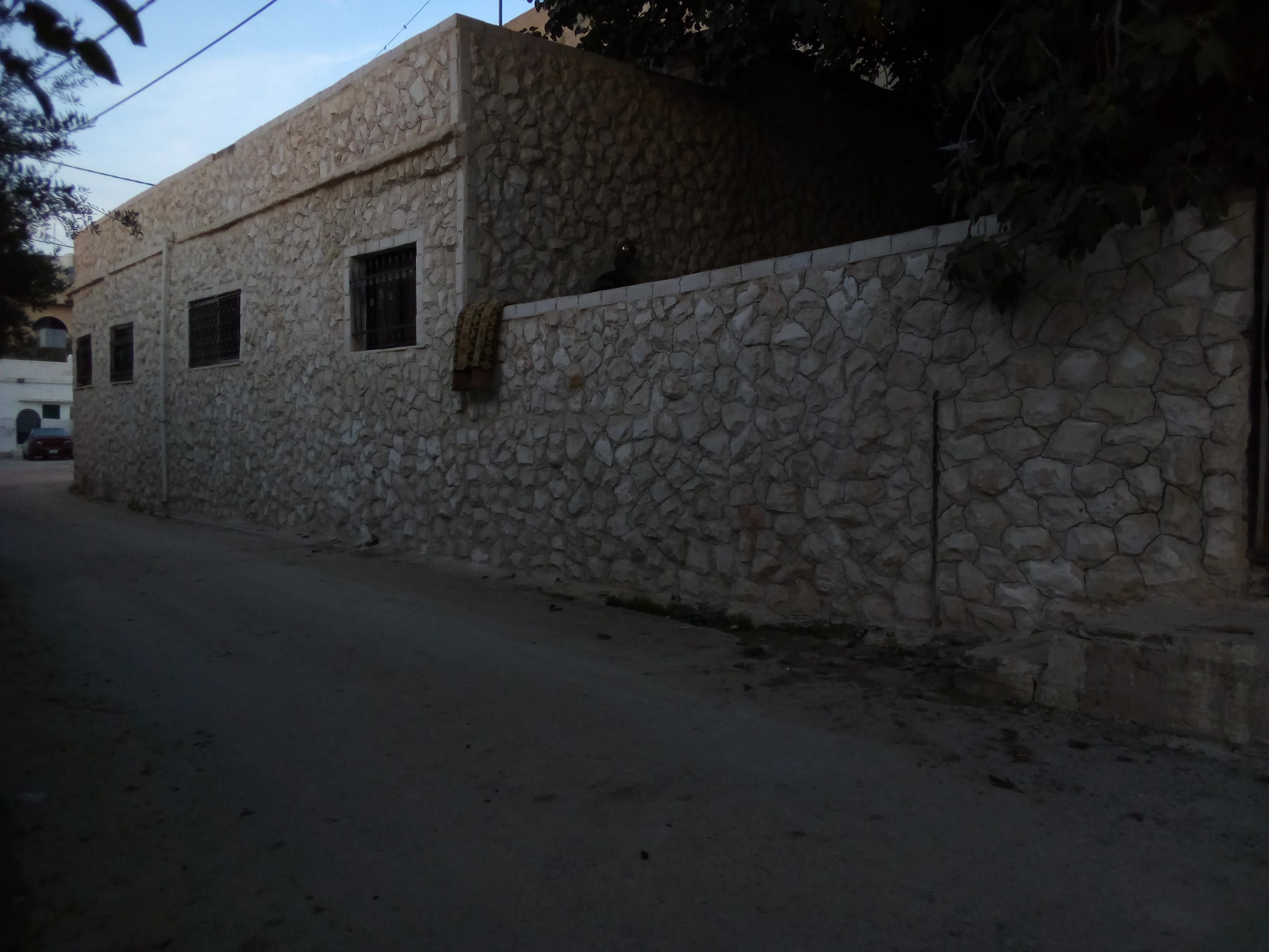 بيت 130م مشحف على ارض 220م في ناعور البلد خلف البلدية
لا تنسَ أنك شاهدت هذا الإعلان في عنكبوت...