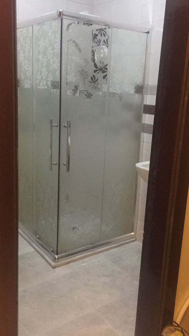 شقق طابقية للبيع في ربوة القويسمة (قريبه من مسجد سعيد بن جبير )
لا تنسَ أنك شاهدت هذا الإعلان في عنكبوت...