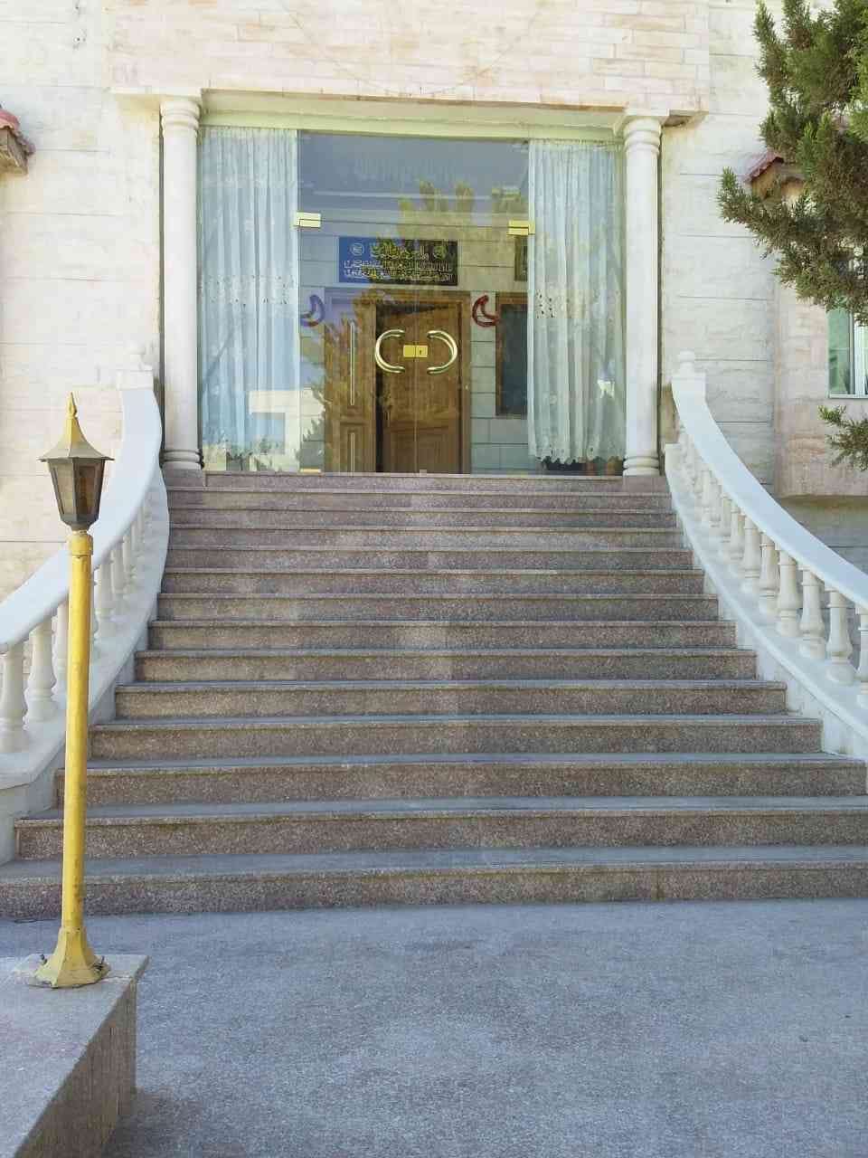فيلا شبه قصر بسعر مغري 375 الف دوبلكس مصعد داخلي
لا تنسَ أنك شاهدت هذا الإعلان في عنكبوت
فيلا...