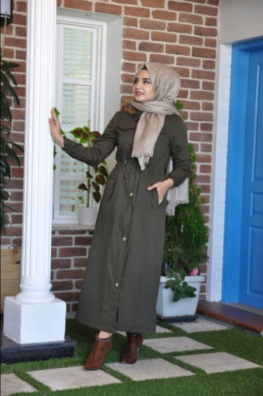 أسود . خمري . زيتي . عسلي . نيلي غامق
مقاساتهم
38.40.42.44.46.48
مقاسات حجم صغير 38jd
من 38 ل 44
مقاسات حجم كبير 42jd من 46 ل52