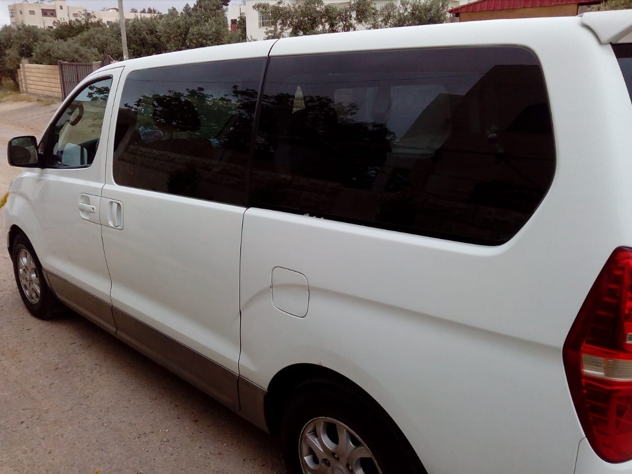 باص للبيع
لا تنسَ أنك شاهدت هذا الإعلان في عنكبوت
باص هونداي H1 2009 بنزين 8 ركاب . مرخص سنة...