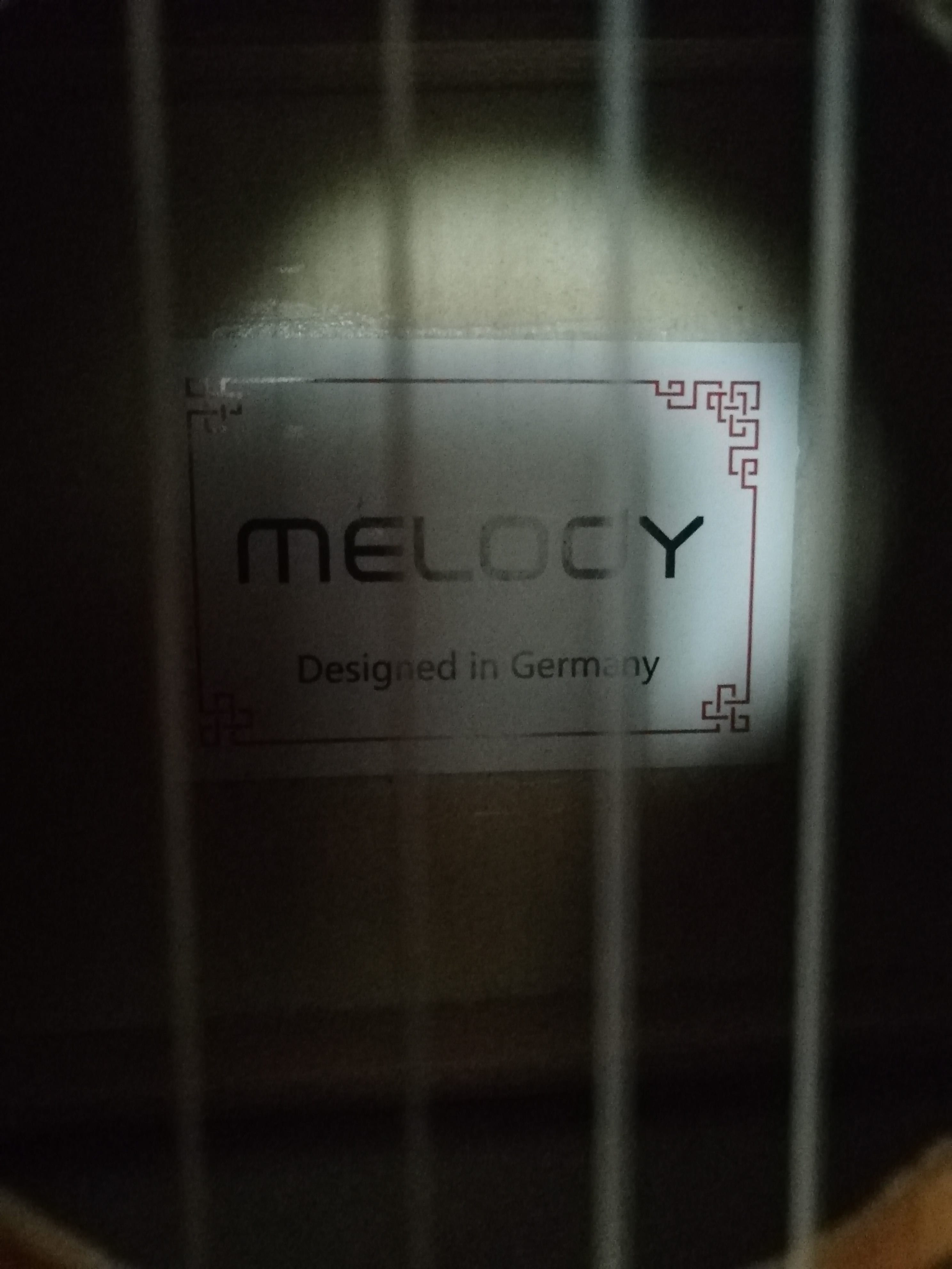 جيتار melody كلاسيك
لا تنسَ أنك شاهدت هذا الإعلان في عنكبوت
الجيتار للبيع لعدم التفرغ
الجيتار...