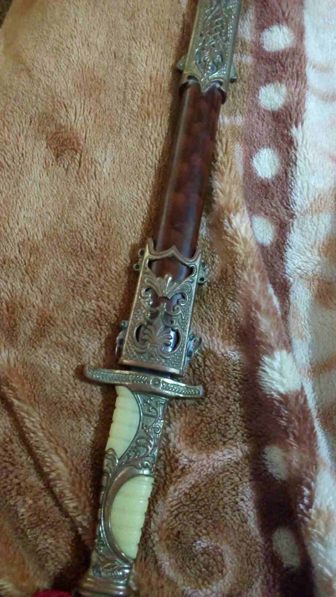 شروه ادفع وشيل بحق الله
لا تنسَ أنك شاهدت هذا الإعلان في عنكبوت
بسعر مغري...