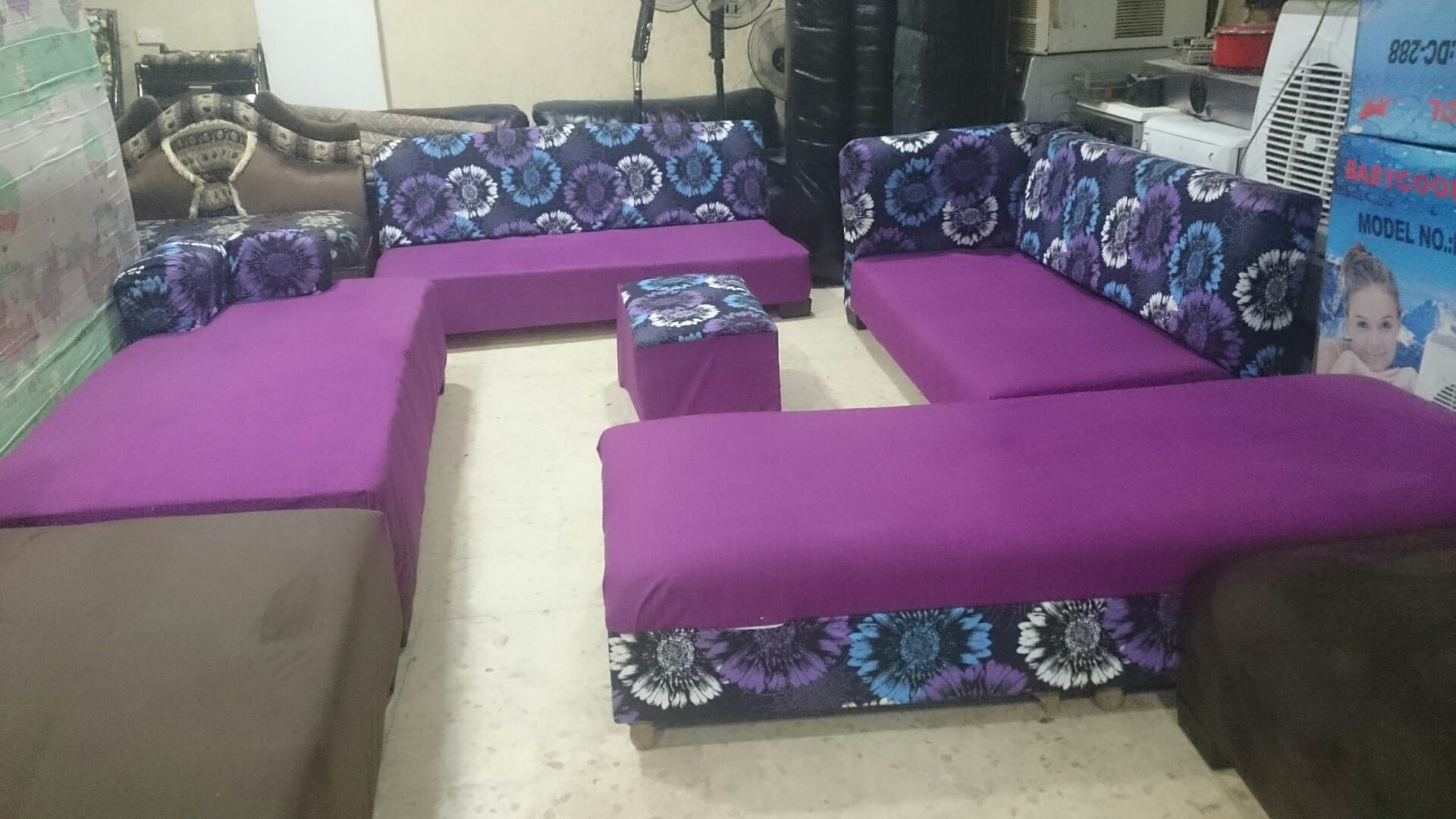 10اطقم كنب البيع كامل بسعر 1300دينار
لا تنسَ أنك شاهدت هذا الإعلان في عنكبوت
البيع كامل...