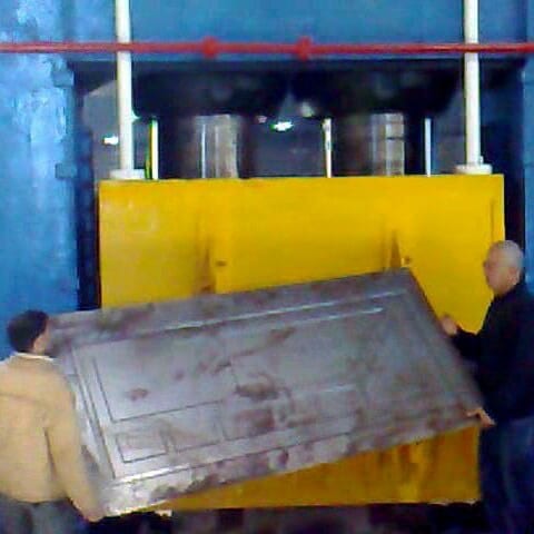 hydraulic presses for sale
لا تنسَ أنك شاهدت هذا الإعلان في عنكبوت
4000-800 T Hydrolic presse...