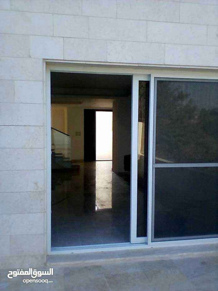 فيلا مستقلة ارض 600م بناء 400م في دابوق
لا تنسَ أنك شاهدت هذا الإعلان في عنكبوت
دابوق فيلا مس...