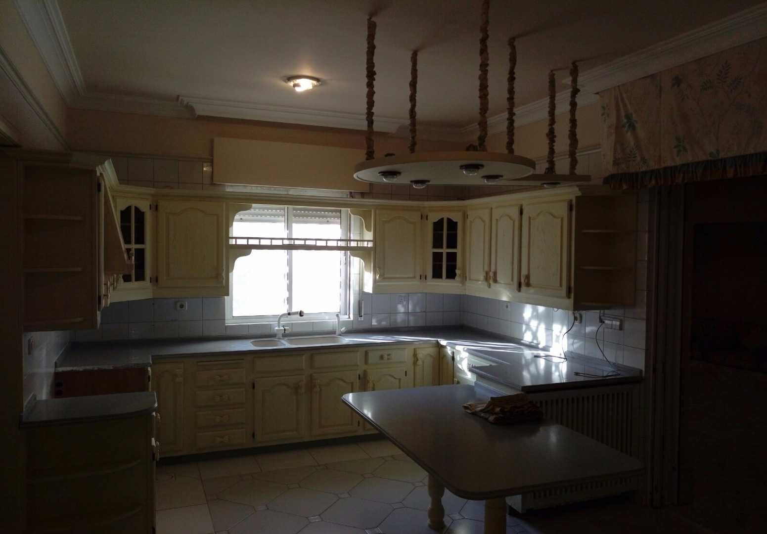 فيلا للبيع في عبدون
لا تنسَ أنك شاهدت هذا الإعلان في عنكبوت
فيلا للبيع او للايجار خلف السفارة...