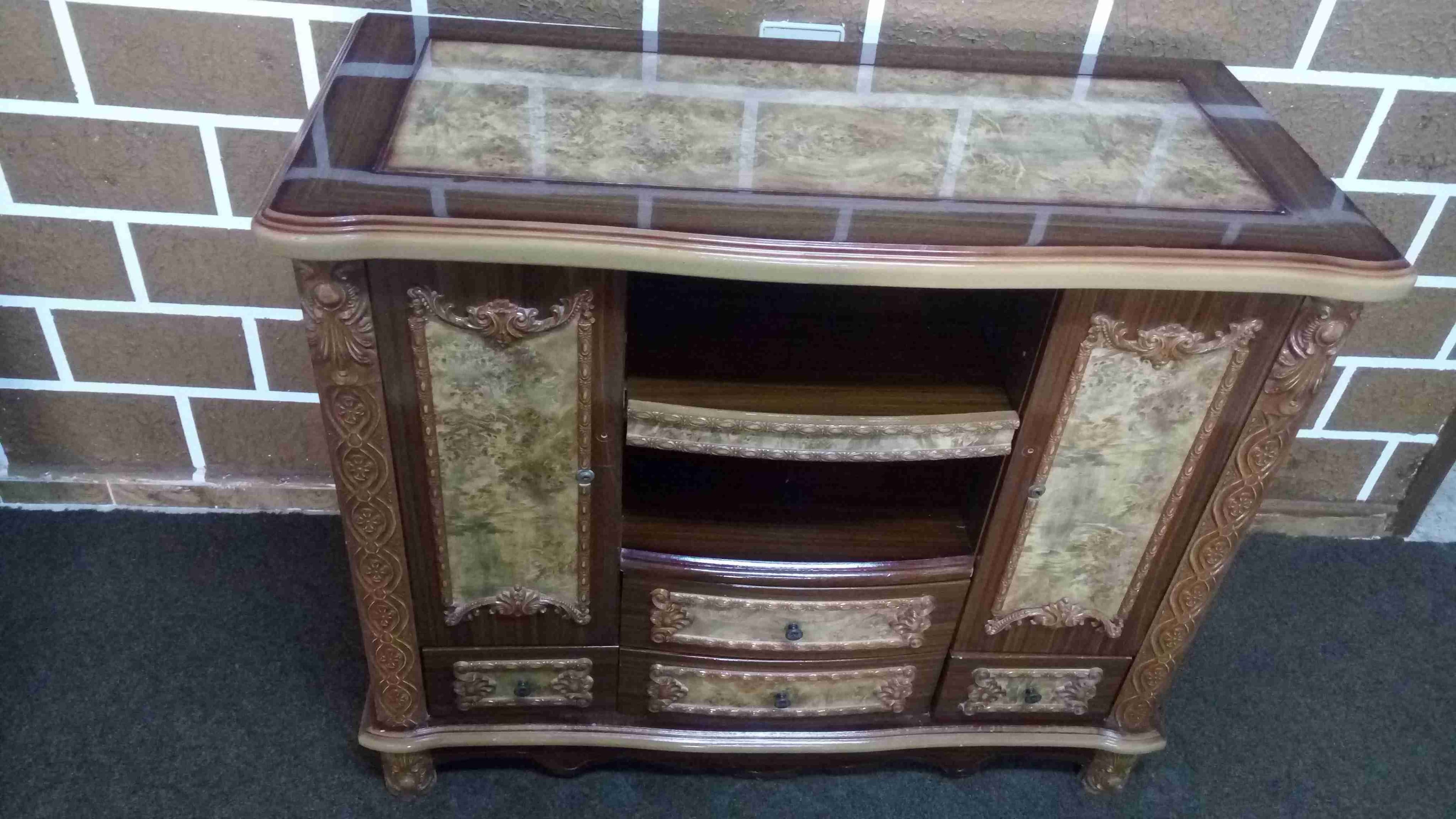طاولة بحال الوكالة ب 35
لا تنسَ أنك شاهدت هذا الإعلان في عنكبوت
الموقع .. اربد . بيت راس قرب...