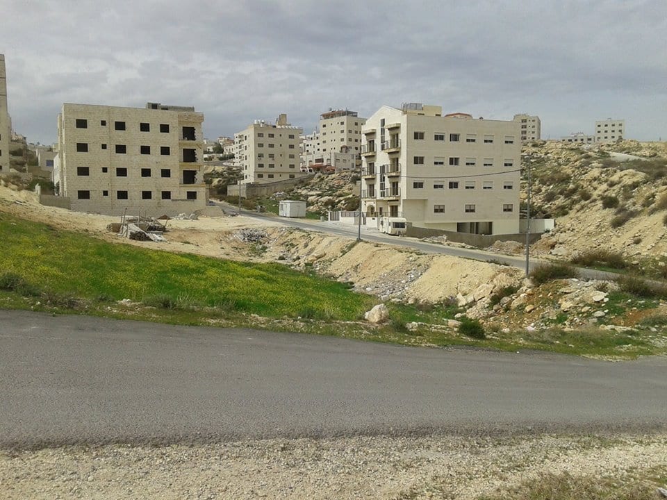 الأردن - عمان
قطعة ارض في الجبيهة/ حي المنصور- تبعد 380م عن شارع الأردن
القرية: ياجوز
حوض: ام حليليفة
المساحة: 513م
الموقع: تبعد 380م عن شارع الأردن
التصنيف: سكن ج
منطقة مطلّة و هادئة
واجهة عل...