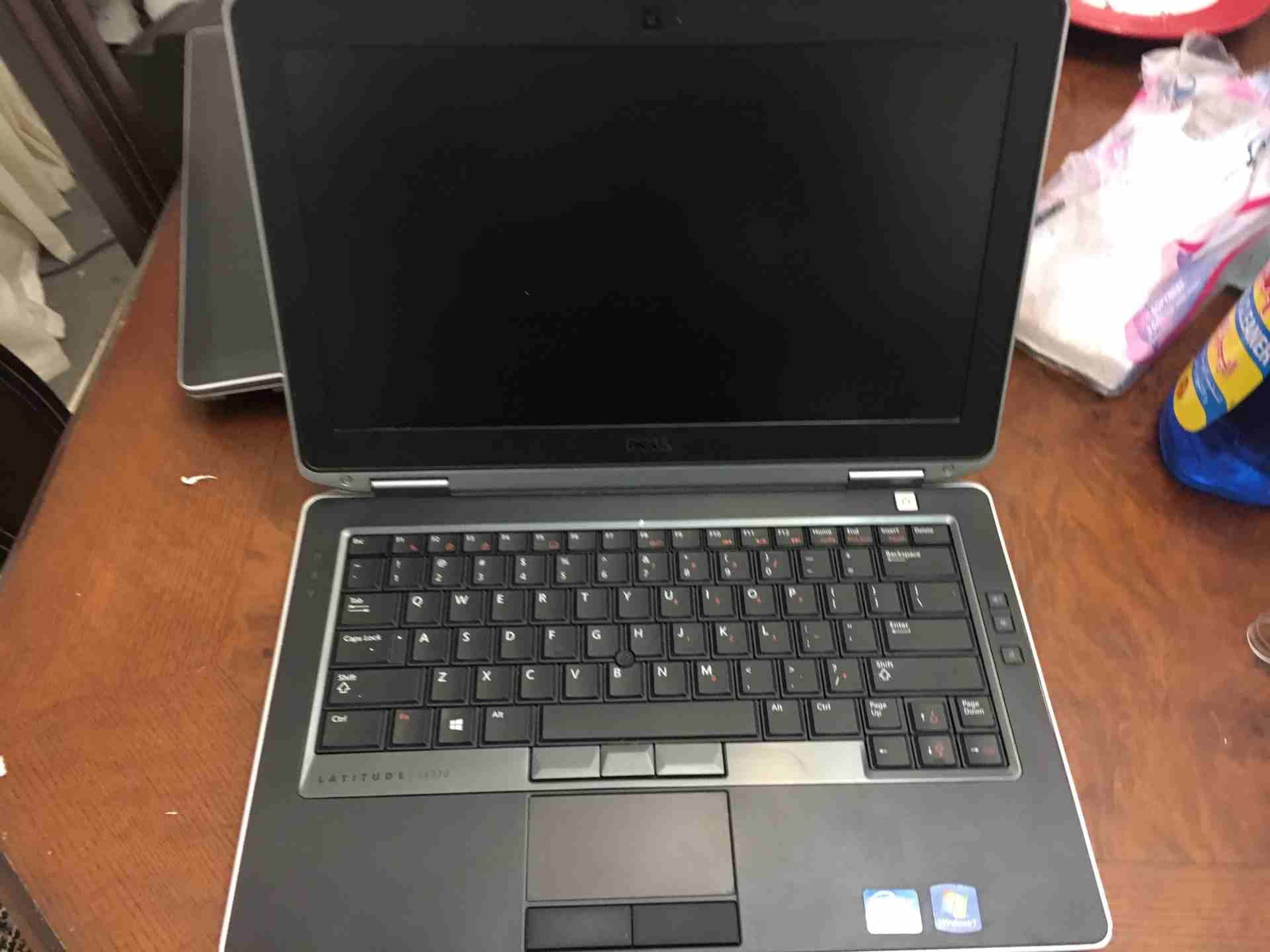 dell latitude core i7 4gb ram ,vedio card intel hd 4000 hdd 320
لا تنسَ أنك شاهدت هذا الإعلان في عنكبوت...