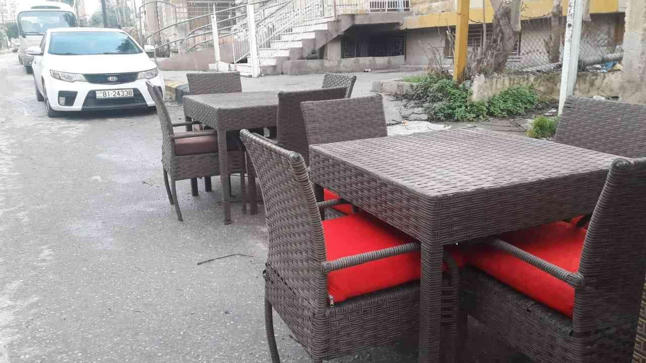 طاولات رتان كل طاوله مع اربع كراسي
لا تنسَ أنك شاهدت هذا الإعلان في عنكبوت
طاولات تصلح للمطبخ...