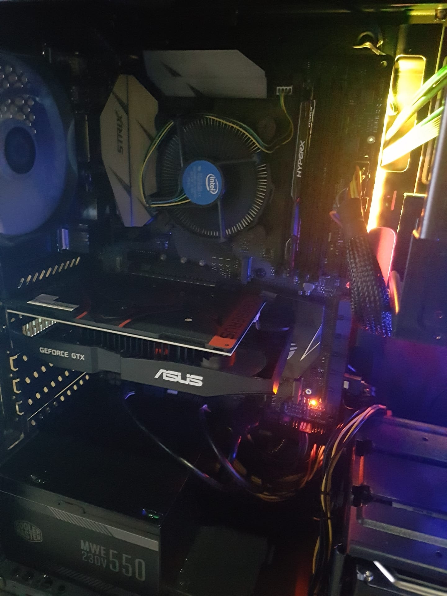 pc gaming
لا تنسَ أنك شاهدت هذا الإعلان في عنكبوت
كمبيوتر احترافي للألعاب والتصميم والرسوميات...