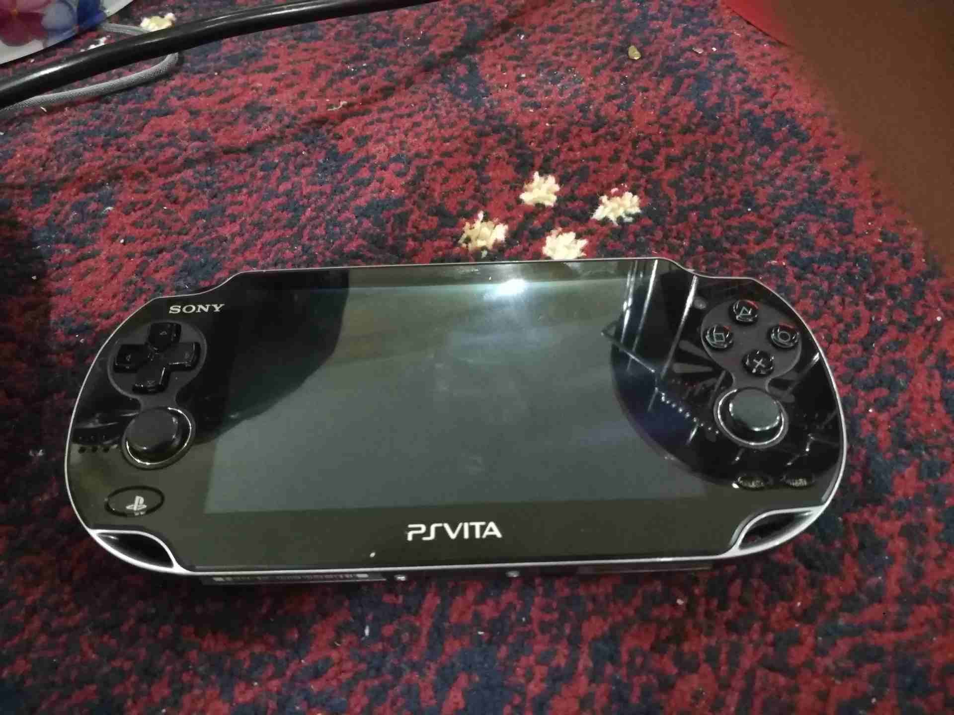 psp vita نضيف للبيع
لا تنسَ أنك شاهدت هذا الإعلان في عنكبوت
الجهاز نضيف و معه ذاكرة 8G و لعبتين و...