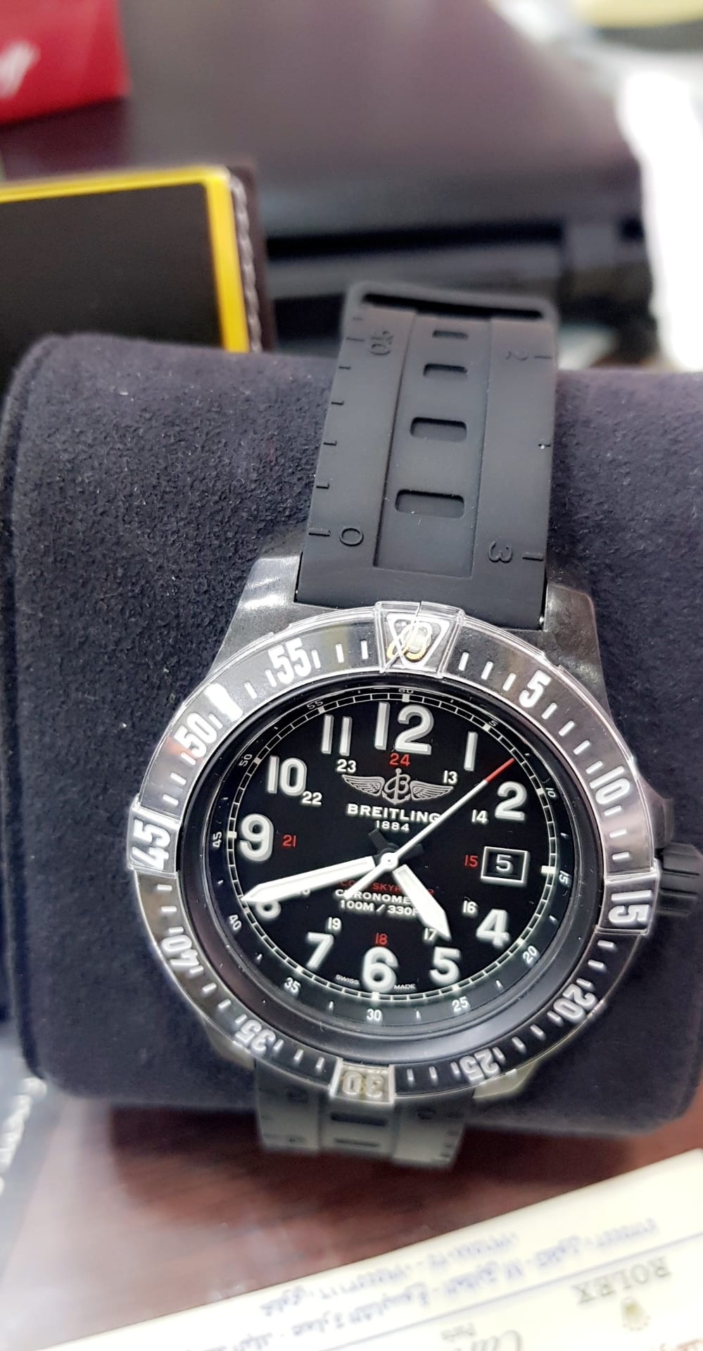 BREITLING SKY RACER
لا تنسَ أنك شاهدت هذا الإعلان في عنكبوت
موديل 2018
فايبر كاربون
جديده غير...