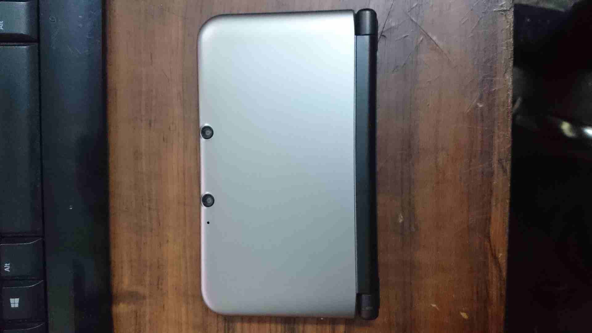 nintendo 3dsxl
لا تنسَ أنك شاهدت هذا الإعلان في عنكبوت
nintendo 3ds xl
like new with 6 games
8...