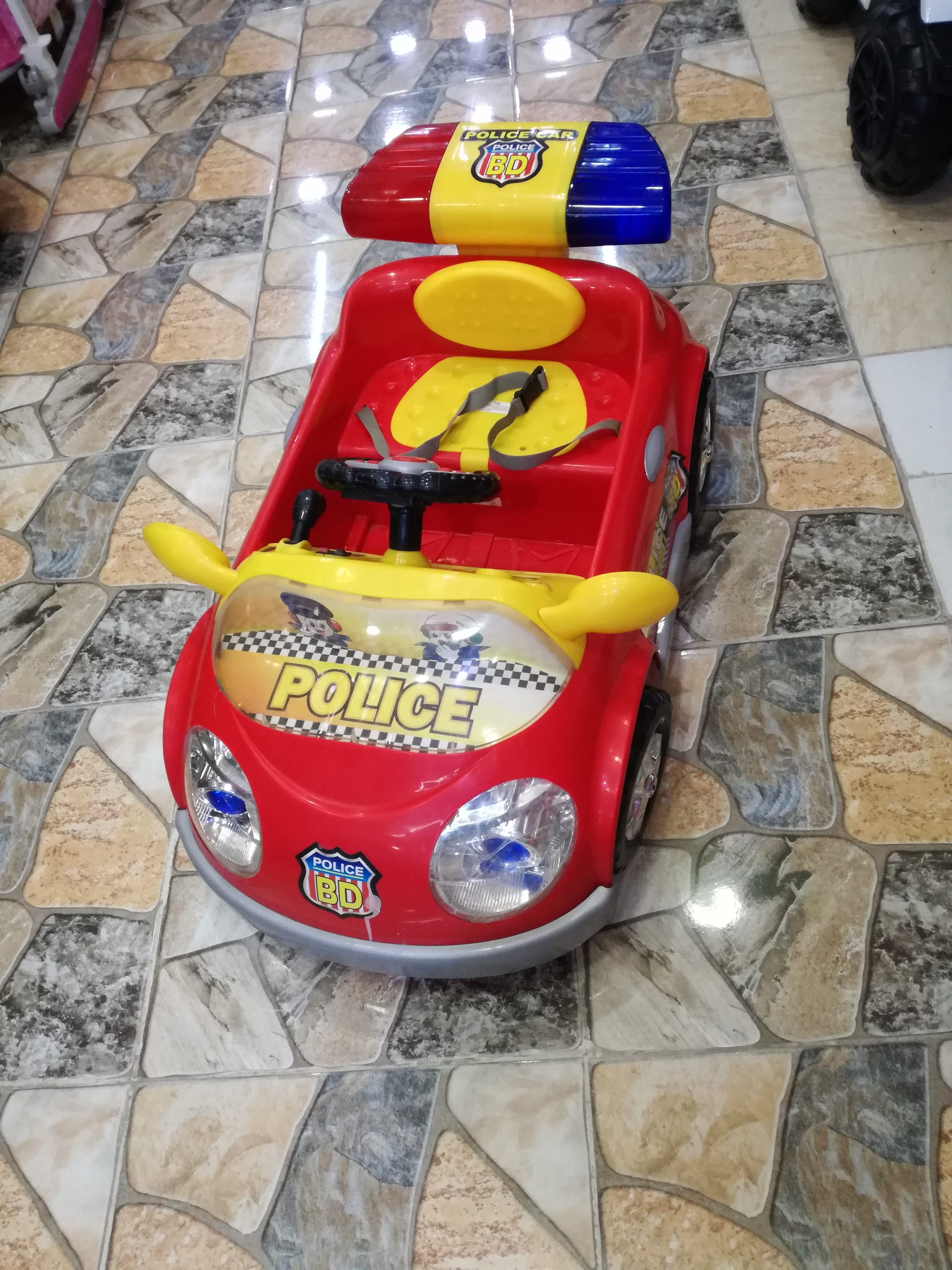 سيارة شحن للأطفال
لا تنسَ أنك شاهدت هذا الإعلان في عنكبوت
سيارة شحن للأطفال POLICE car
من عمر...