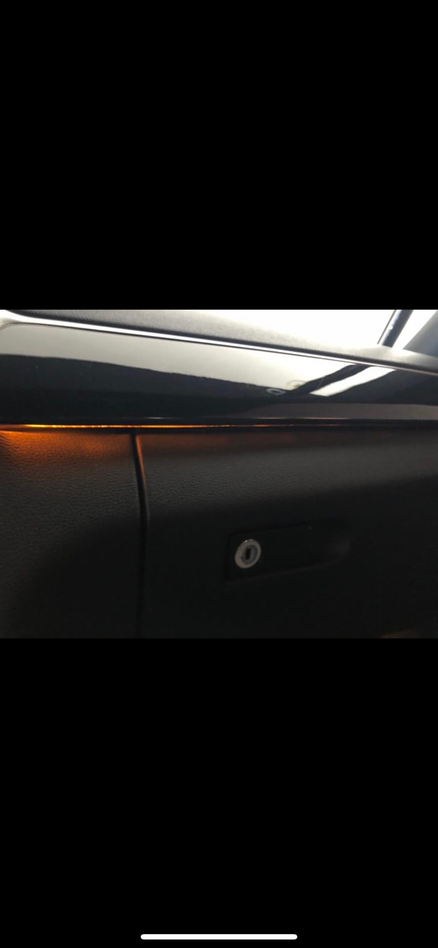 Mercedes 2011 aventgarde - E63 AMG kit
لا تنسَ أنك شاهدت هذا الإعلان في عنكبوت
125000 km done...