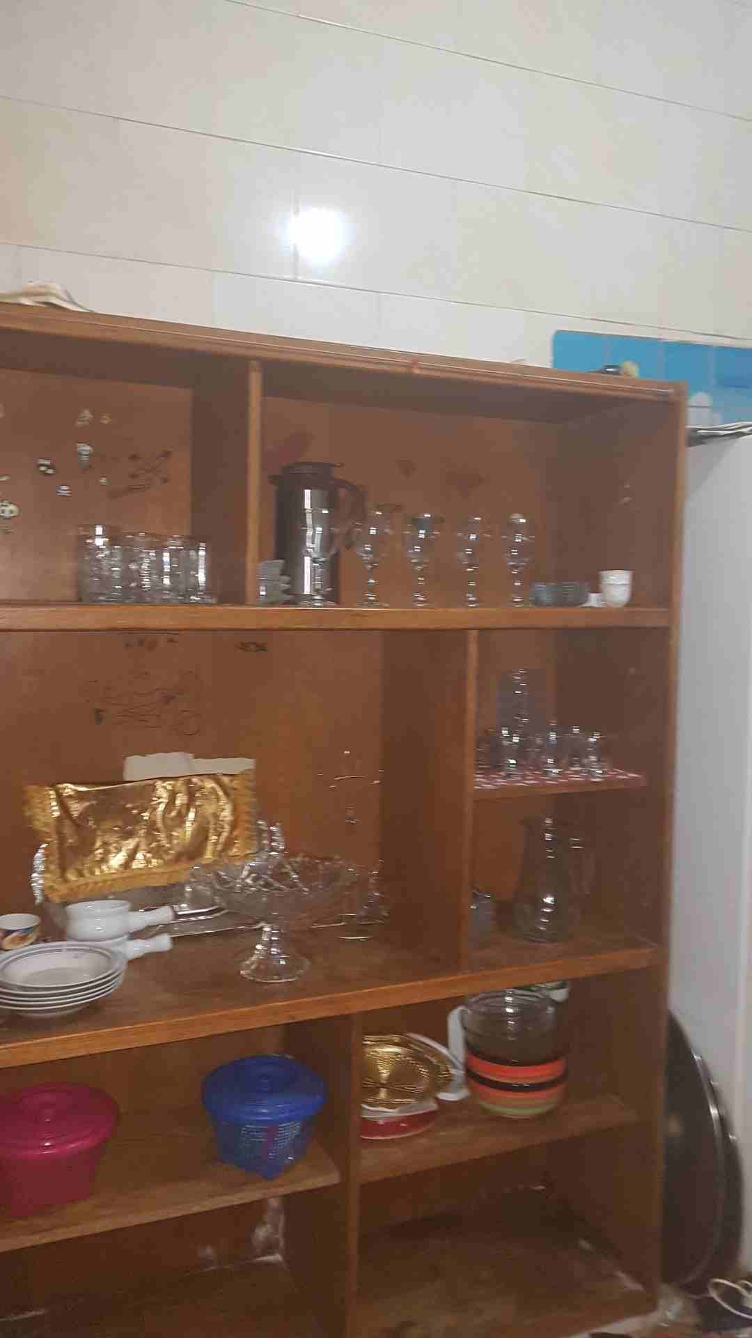 عفش بيت للبيع بداعي سفر
لا تنسَ أنك شاهدت هذا الإعلان في عنكبوت
-1 خزانتين نخب خشي سويدي مافيهم ك...