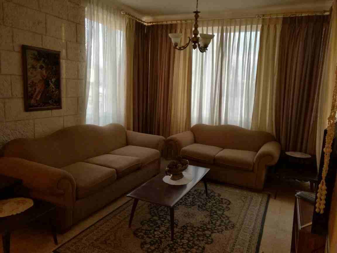 اثاث منزل
لا تنسَ أنك شاهدت هذا الإعلان في عنكبوت
تختين مفرد وخزانه وتواليت مع مرايه خشب ثقيل بحا...