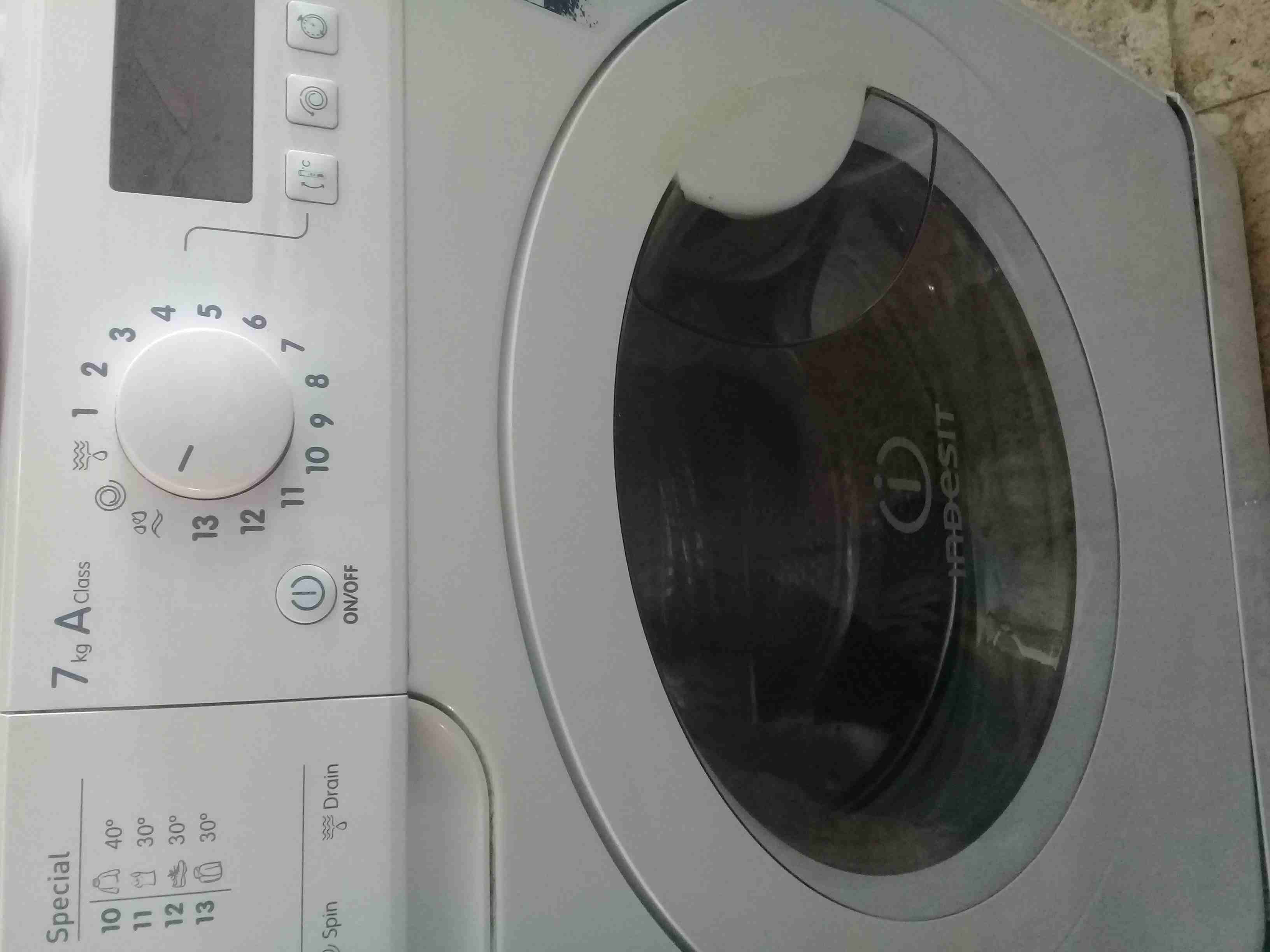 غساله اندست ايطا ايطاليه 7 كيلو 1200 دوره
لا تنسَ أنك شاهدت هذا الإعلان في عنكبوت
غساله اندست اي...