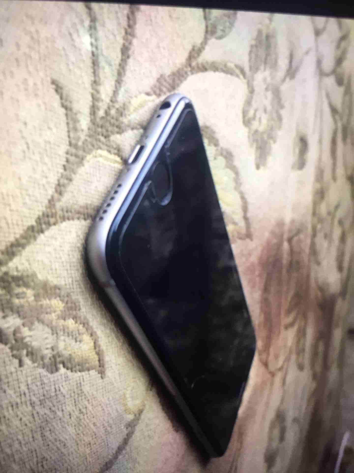 ايفون بسعر مغري
لا تنسَ أنك شاهدت هذا الإعلان في عنكبوت
للبيع
ايفون 6 16g اسود ولا خدش وكاله بعد...