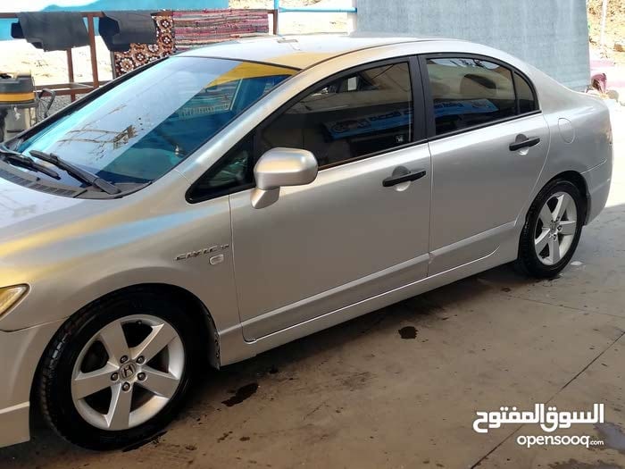 هوندا سيفيك 2008 فحص 7 جيد
لا تنسَ أنك شاهدت هذا الإعلان في عنكبوت
هوندا سيفيك 2008 بنزين اصل...