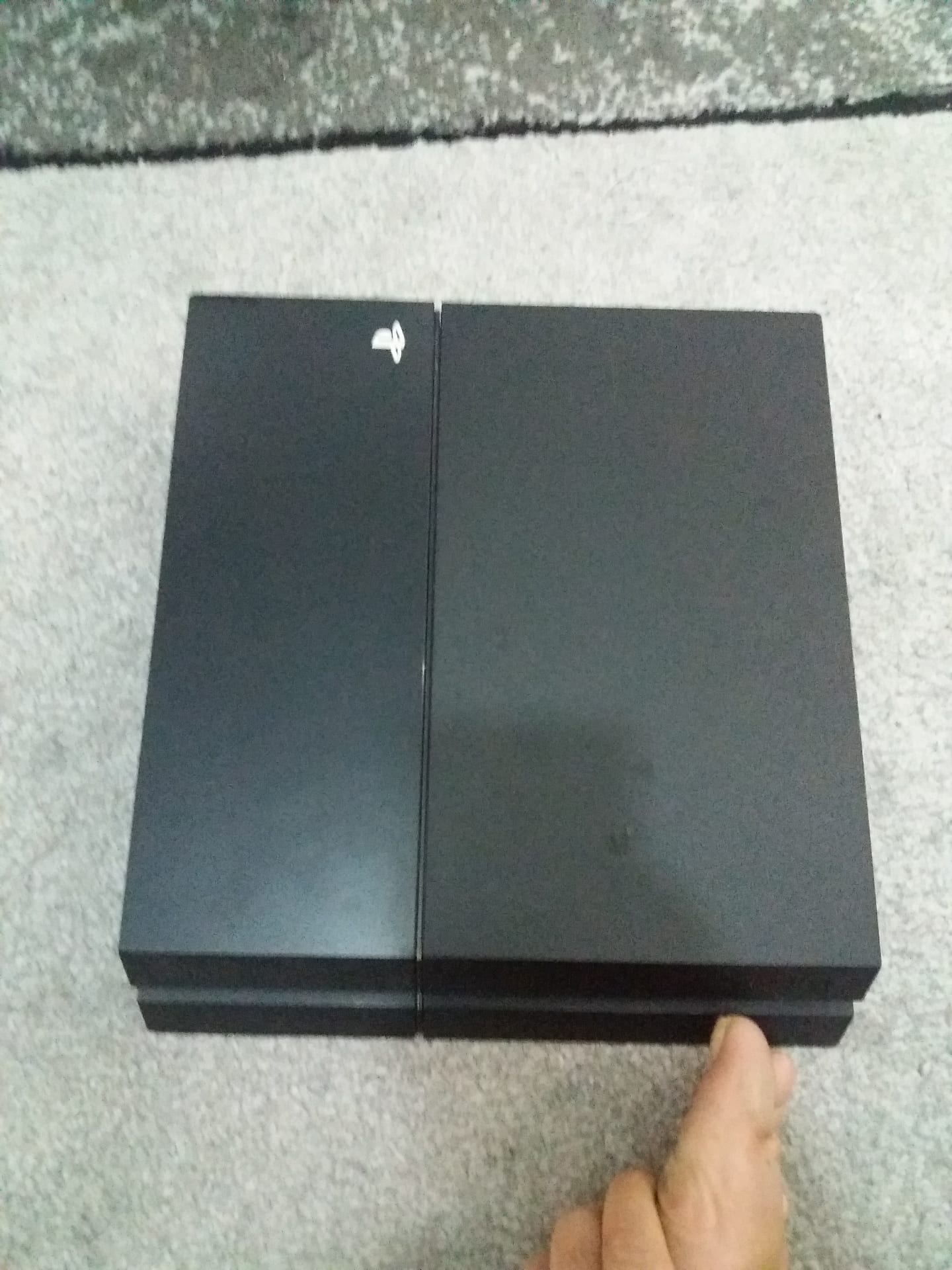 ps4 500g r2
لا تنسَ أنك شاهدت هذا الإعلان في عنكبوت
جهاز مع اغراضه كما موضح بالصور
بحاله جيده...