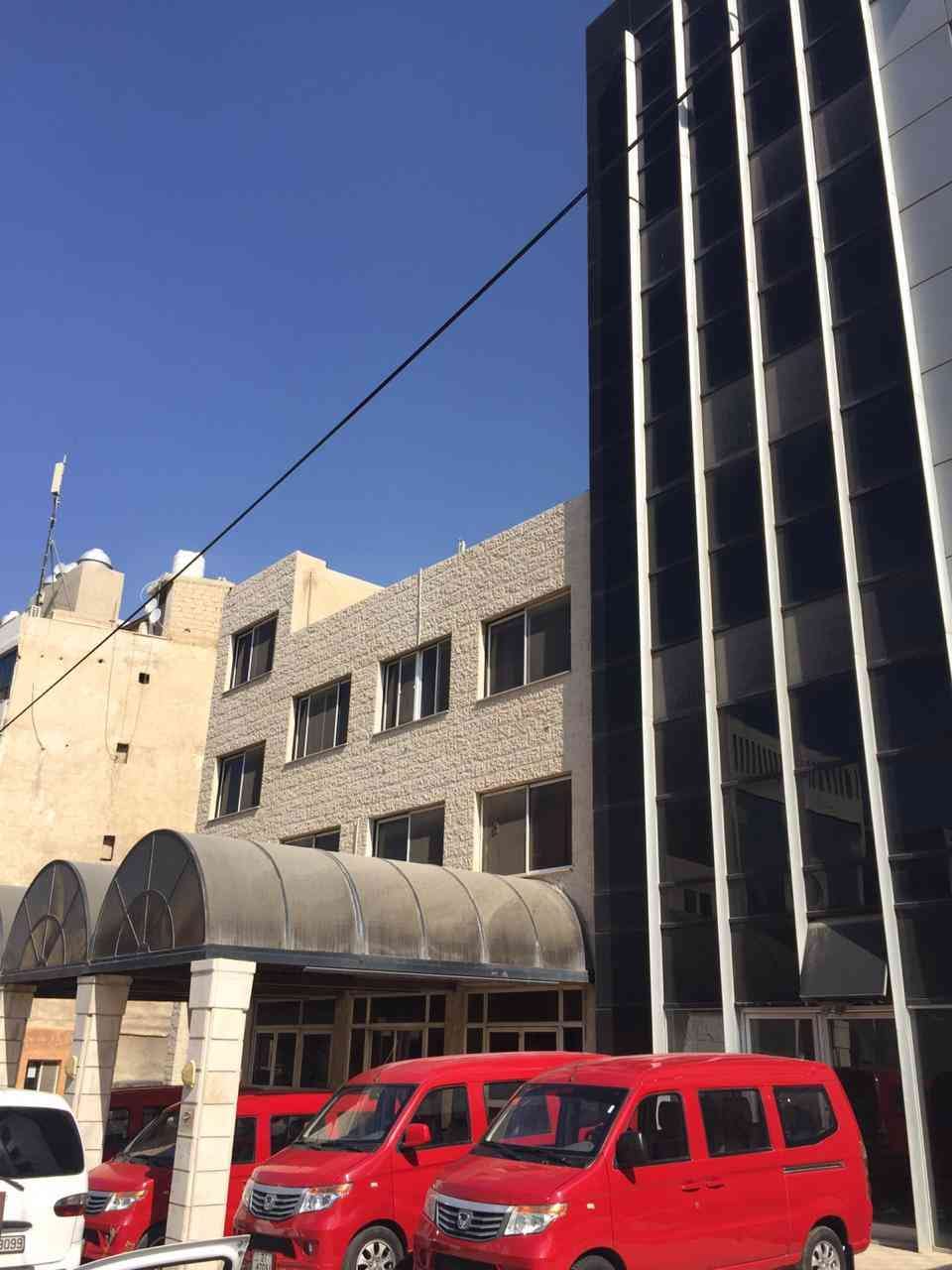 من يرغب بشراء بيت او ارض او فلل
لا تنسَ أنك شاهدت هذا الإعلان في عنكبوت
من يرغب بشراء بيت/شقه...
