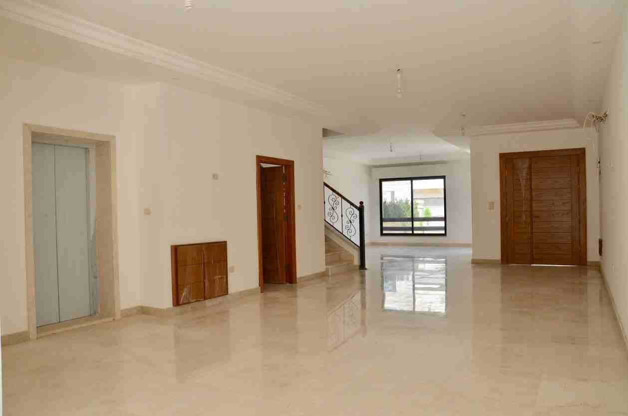 عبدون فيلا فخمه جديده 450م تشطيبات 5نجوم بسعر شقه
لا تنسَ أنك شاهدت هذا الإعلان في عنكبوت
فيلا مت...