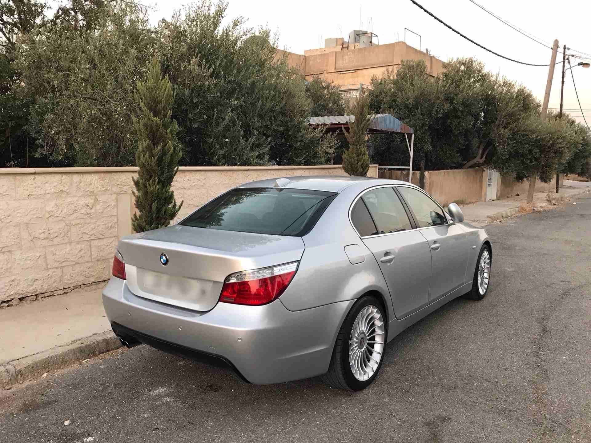 للبيع او للبدل
لا تنسَ أنك شاهدت هذا الإعلان في عنكبوت
Bmw 520i 2004 kit M5 اصلي
فحص كامل فل كامل...