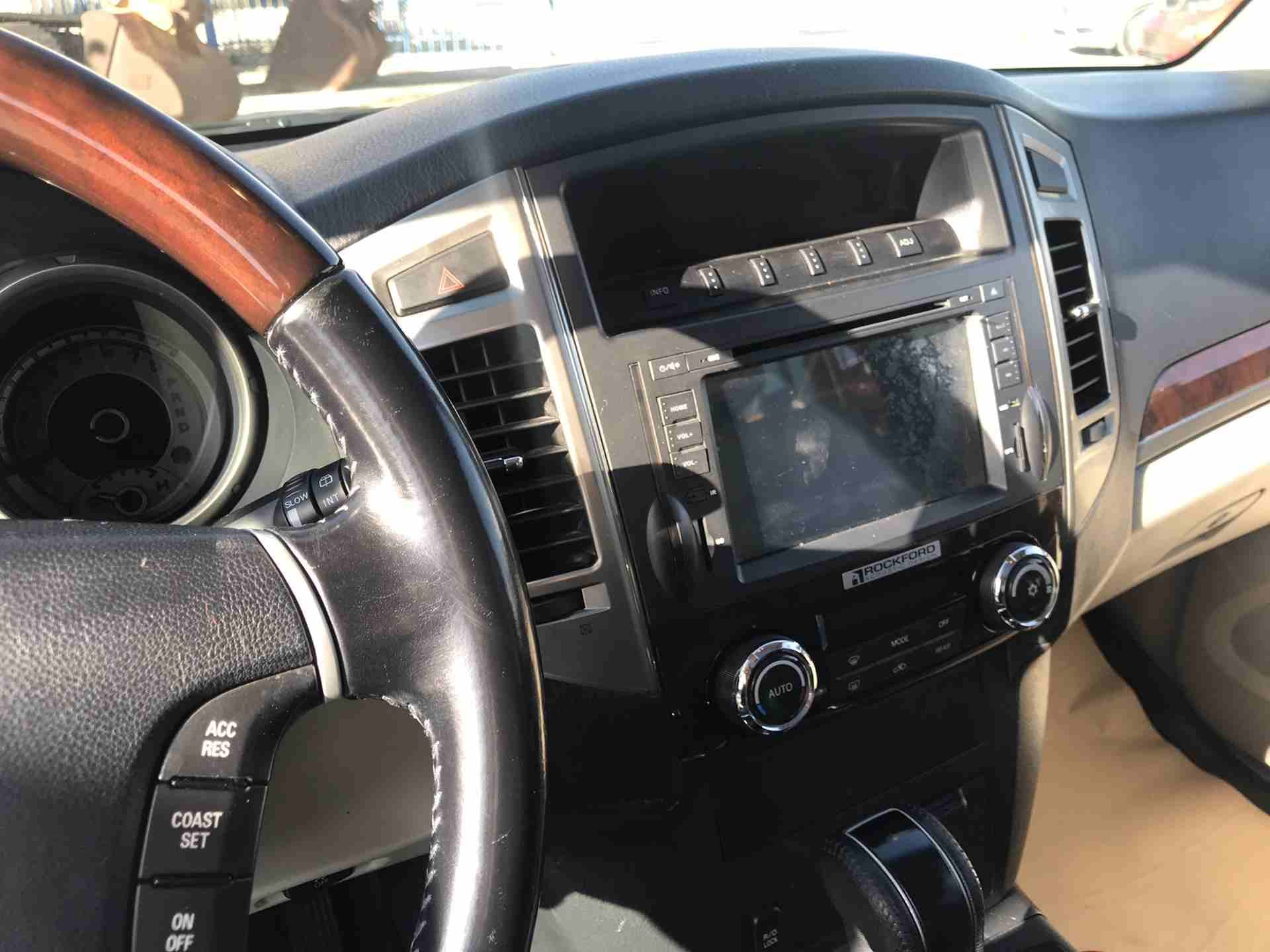 Pajero 3.8L Full Options NAV, Rear Screen, Sunroof, Leather , Xnone
لا تنسَ أنك شاهدت هذا الإعلان في عنكبوت...