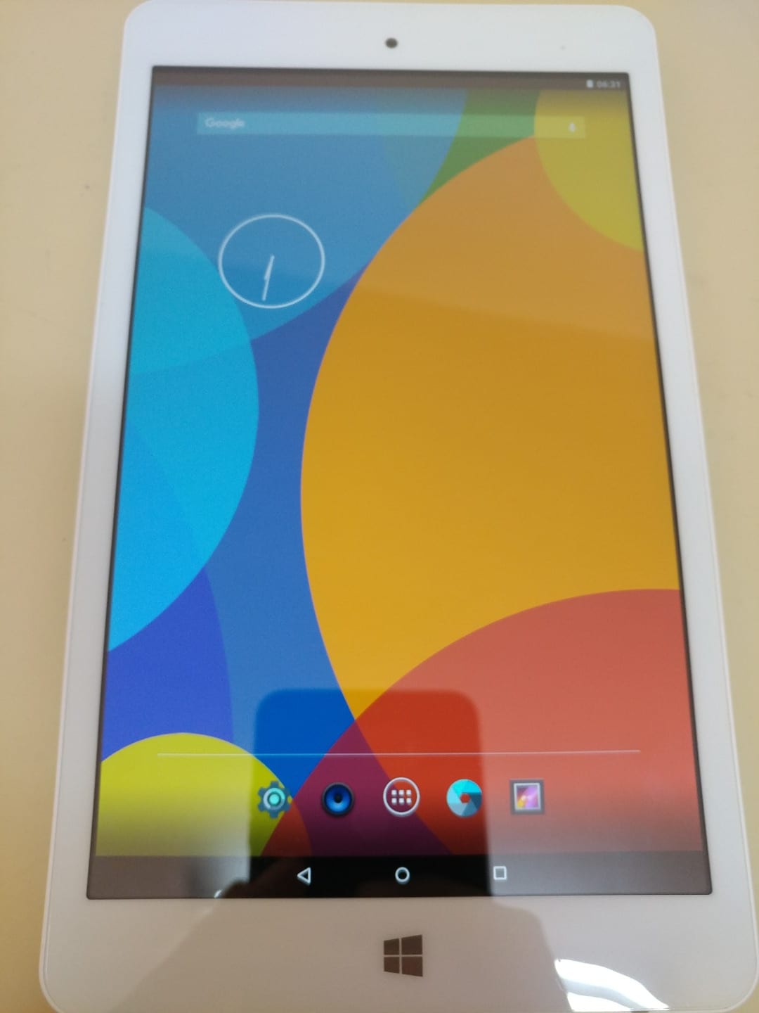 تابلت chuwi (نظام ويندوز 10 اندرويد 5, معالج رباعي النواة , رام 2Gb, شاشة 8" QHD , هاردسك 32Gb)
لا تنسَ أنك شاهدت هذا الإعلان في عنكبوت...