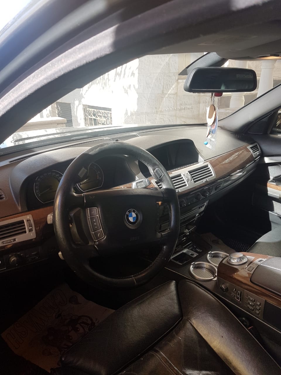 BMW 745Li 2002 converted to 2008
لا تنسَ أنك شاهدت هذا الإعلان في عنكبوت
سبب البيع تجاره
غير...