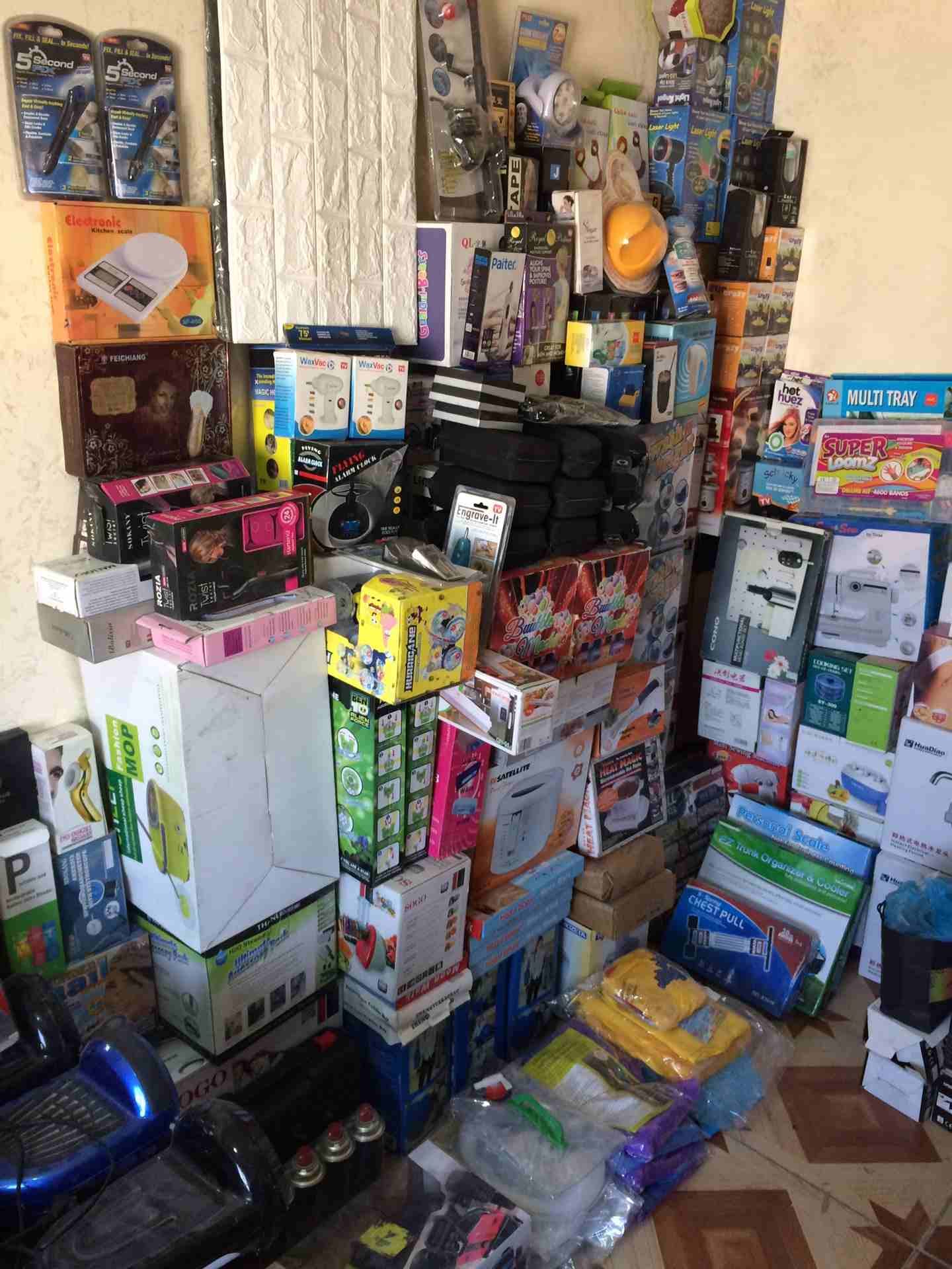 شروة بسعر جملة الجملة للبيع
لا تنسَ أنك شاهدت هذا الإعلان في عنكبوت
0798241514
الشروة عبارة عن ساعات كوبي ماركات عدد 70 ساعه...