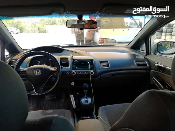 هوندا سيفيك 2008 فحص 7 جيد
لا تنسَ أنك شاهدت هذا الإعلان في عنكبوت
هوندا سيفيك 2008 بنزين اصل...