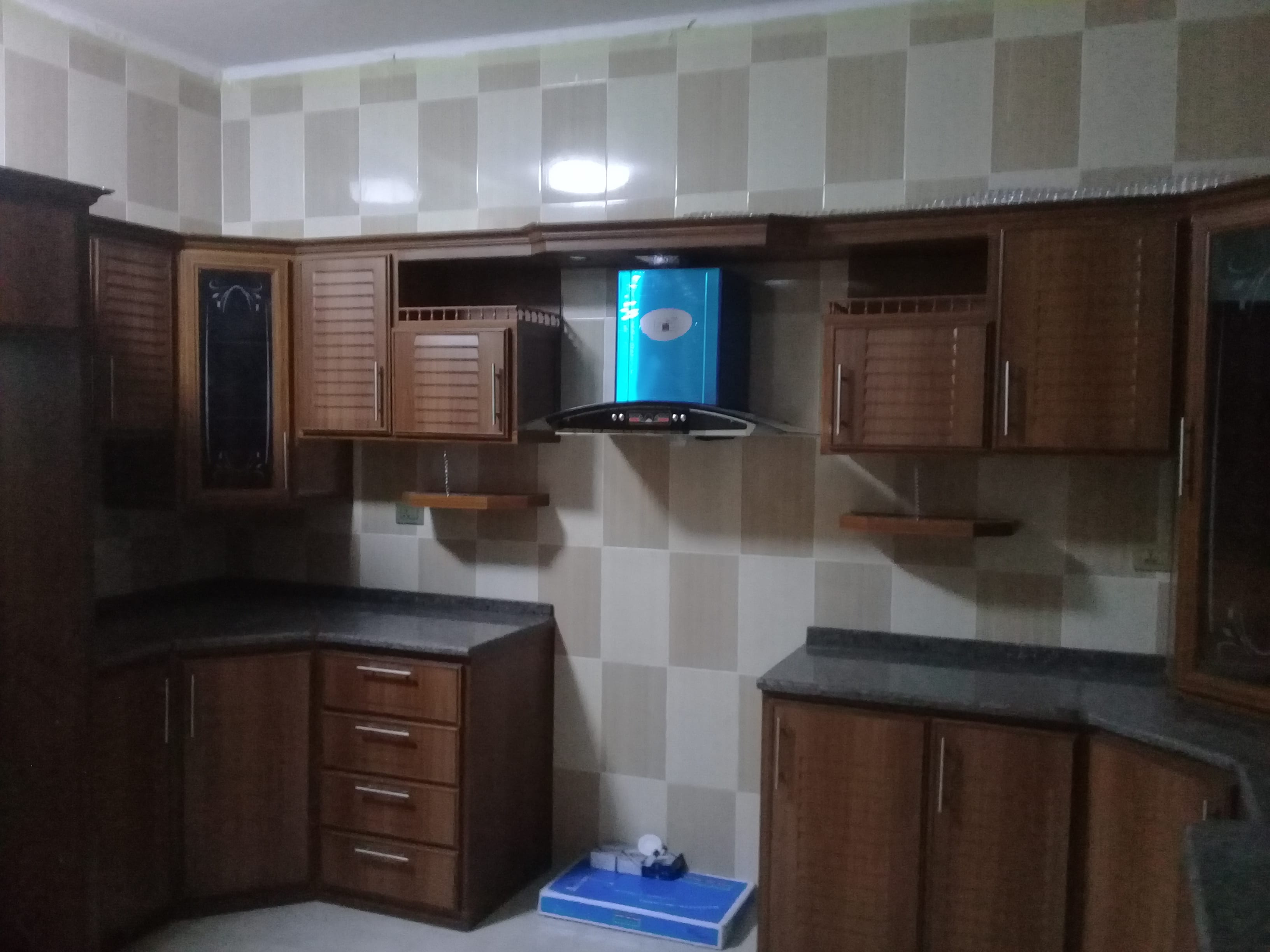 جسر ابو علندا قرب قاعات النهار
لا تنسَ أنك شاهدت هذا الإعلان في عنكبوت
الكسواني لمطابخ الالمن...