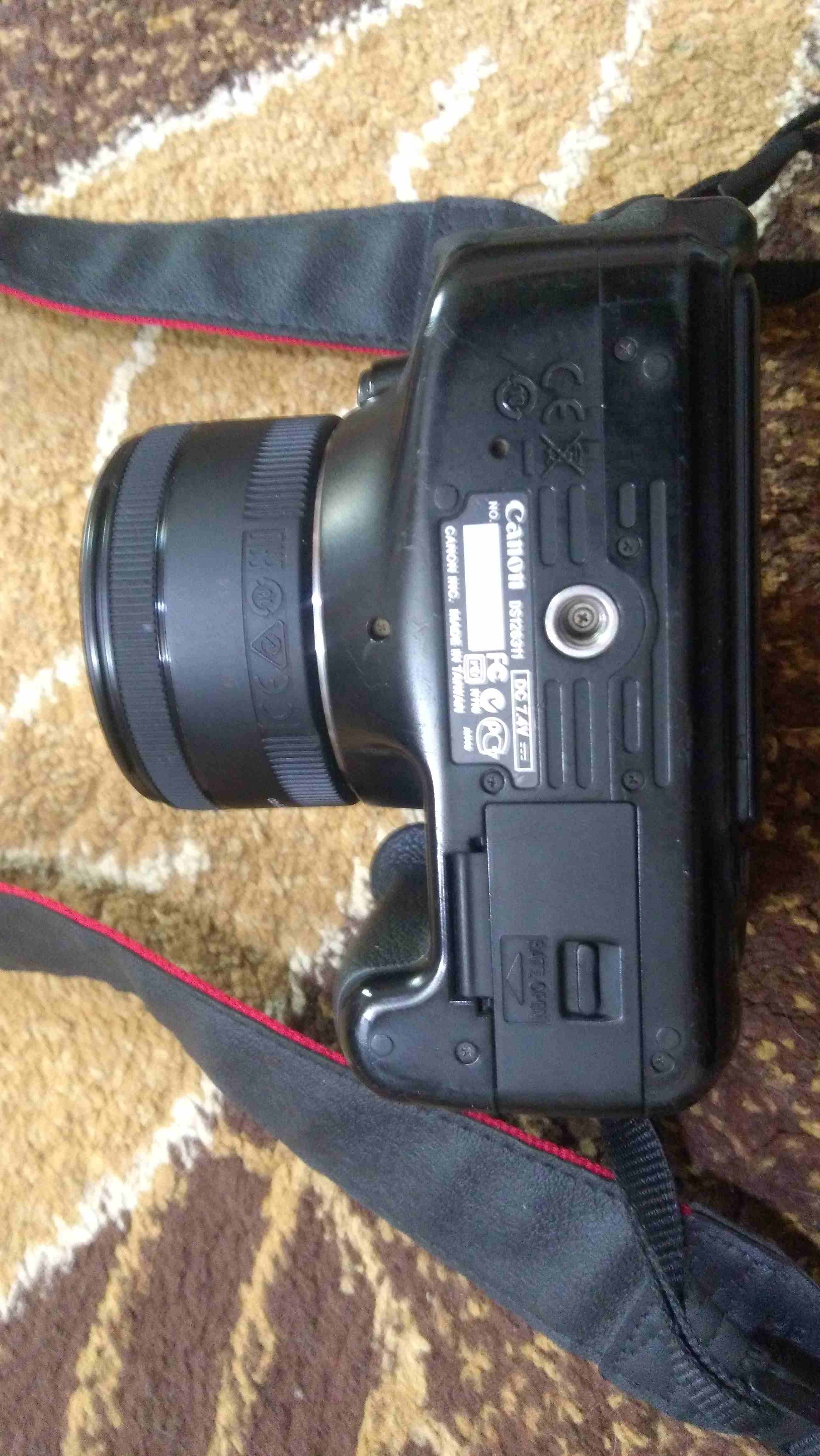 كانون 600D اقرء الوصف
لا تنسَ أنك شاهدت هذا الإعلان في عنكبوت
كاميرا استخدام 4 اشهر تقريبا
معها...
